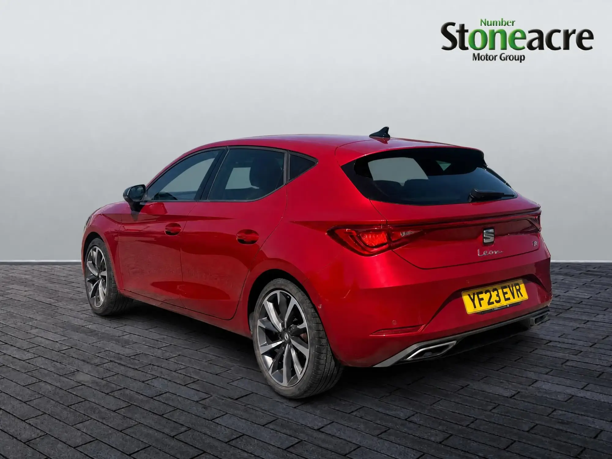 SEAT Leon 1.5 eTSI MHEV FR Sport DSG Euro 6 (s/s) 5dr YF23EVR Image 3