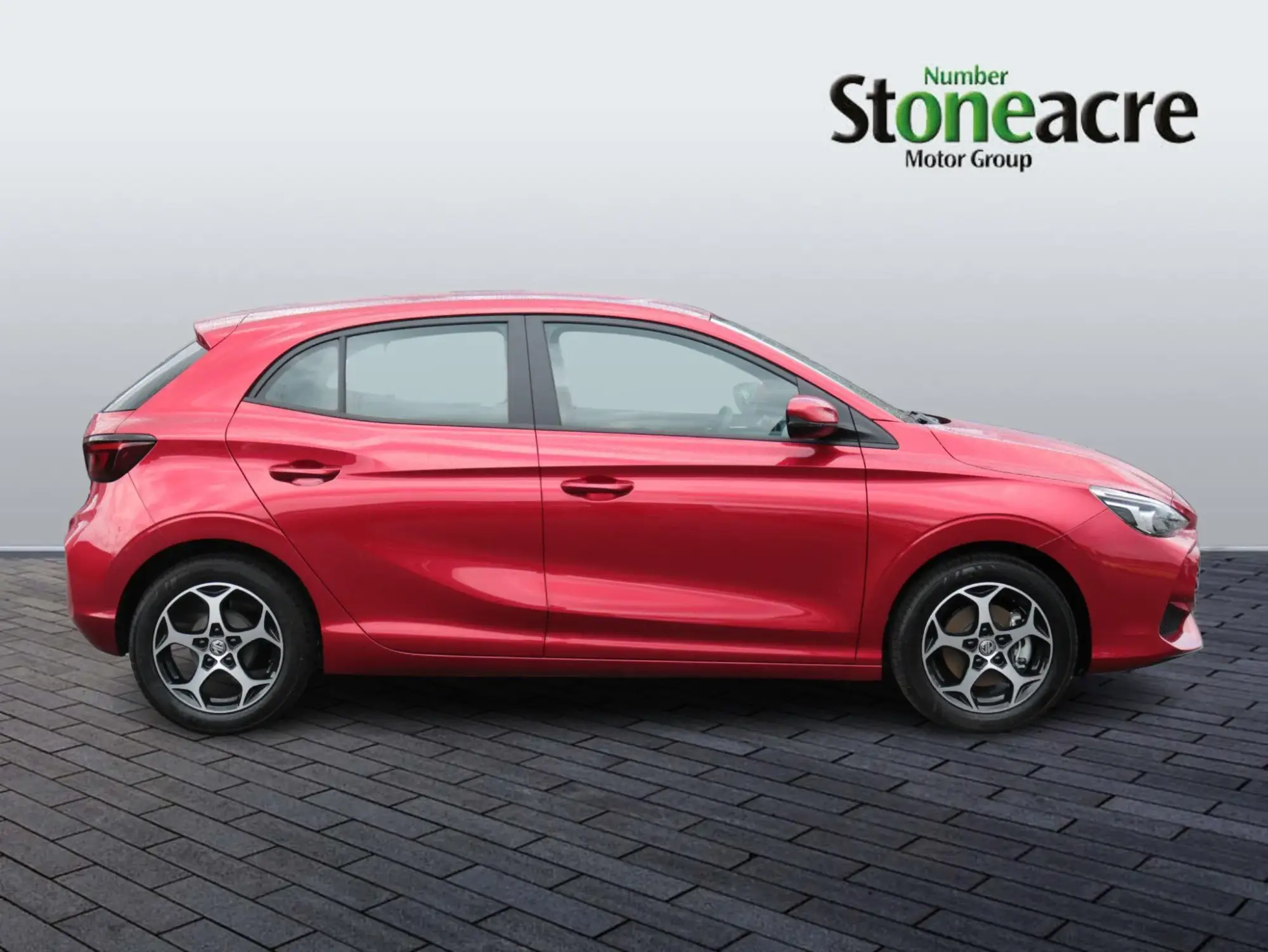 MG 3 1.5 SE Euro 6 (s/s) 5dr MH26ZHA Image 2