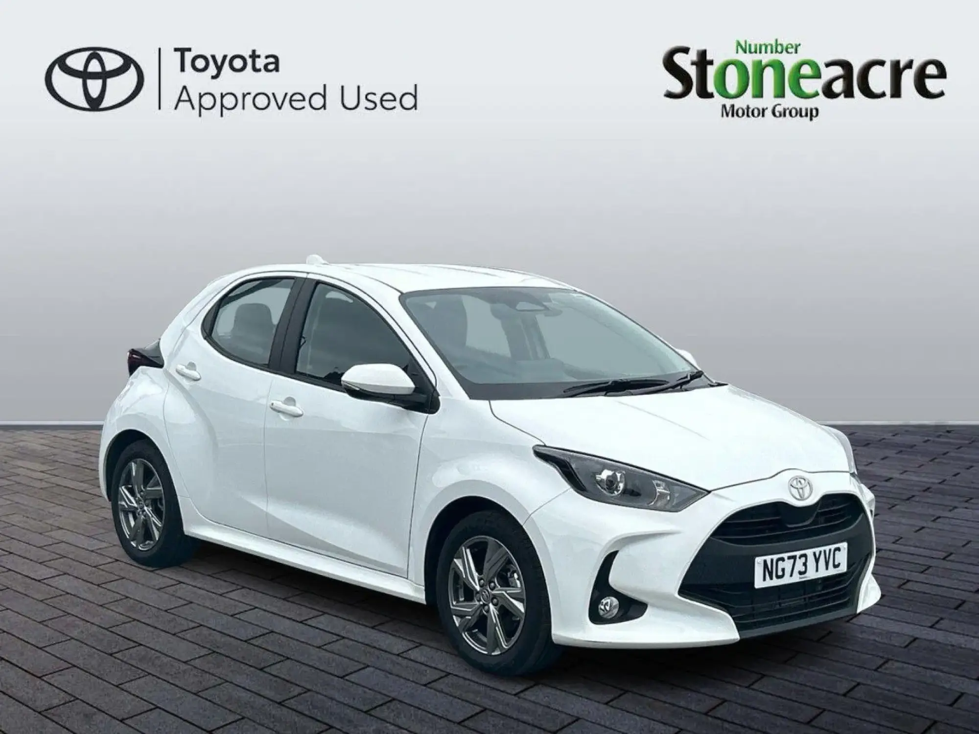 Toyota Yaris 1.5 Hybrid Icon 5dr CVT NG73YVC Image 1
