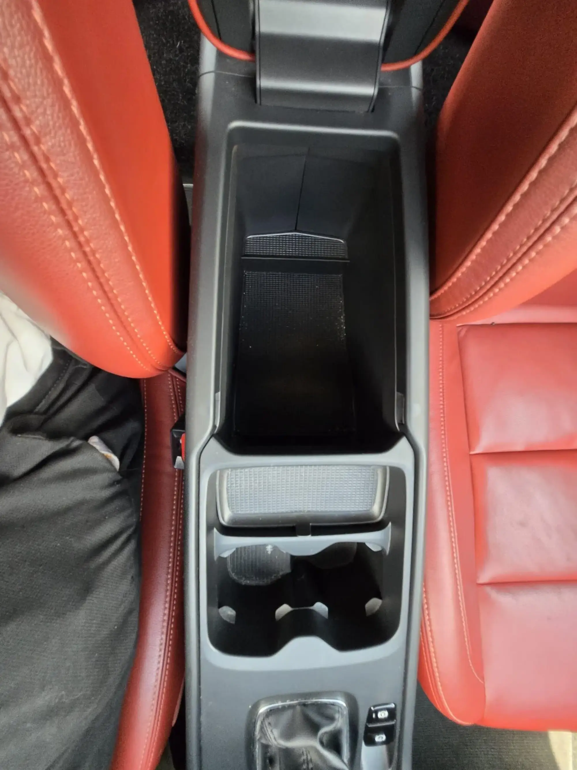 Volvo XC40 Image 38
