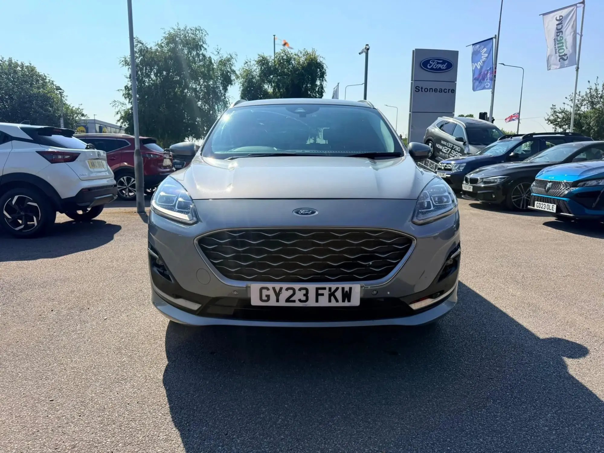 Ford Kuga Hybrid Image 2