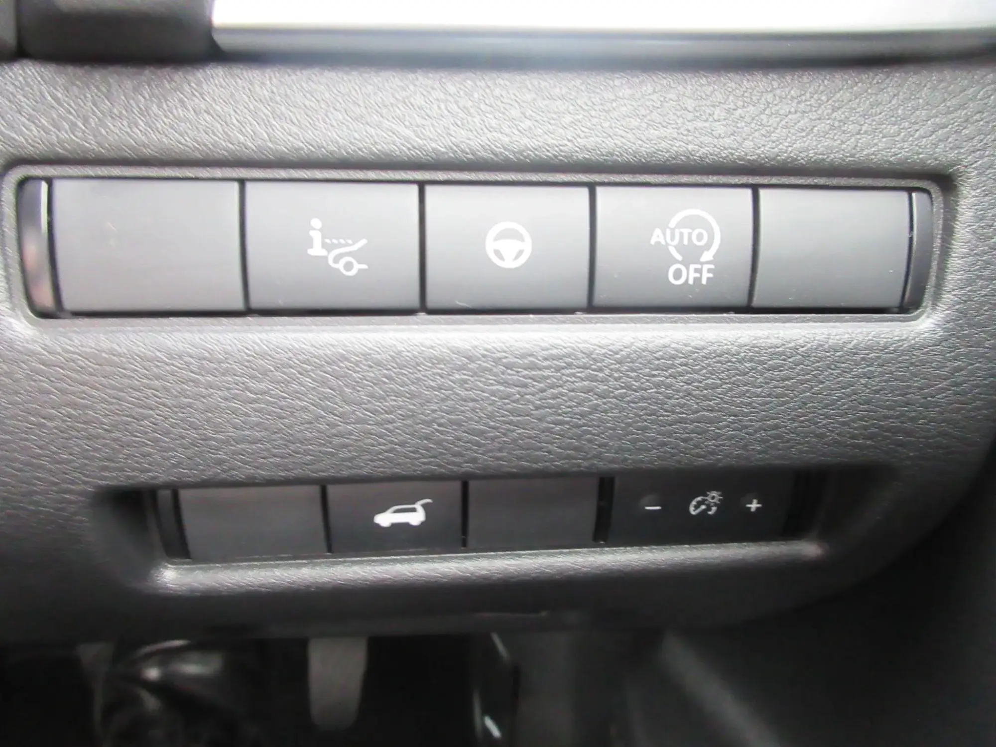 Nissan X-Trail Image 18 Nissan X-Trail Image 18