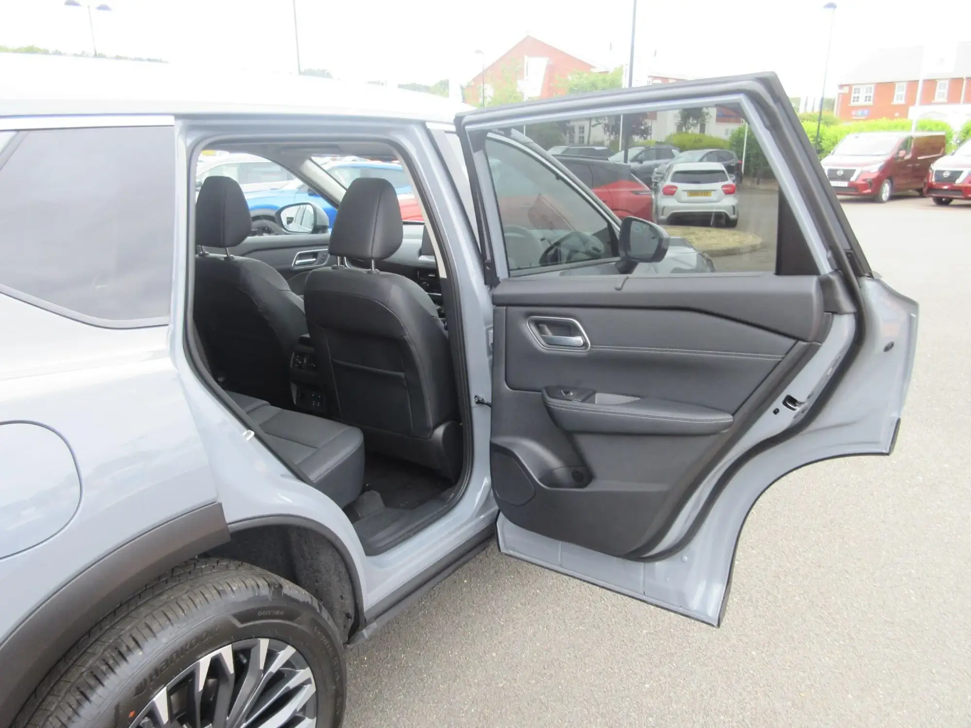 Nissan X-Trail Image 25 Nissan X-Trail Image 25