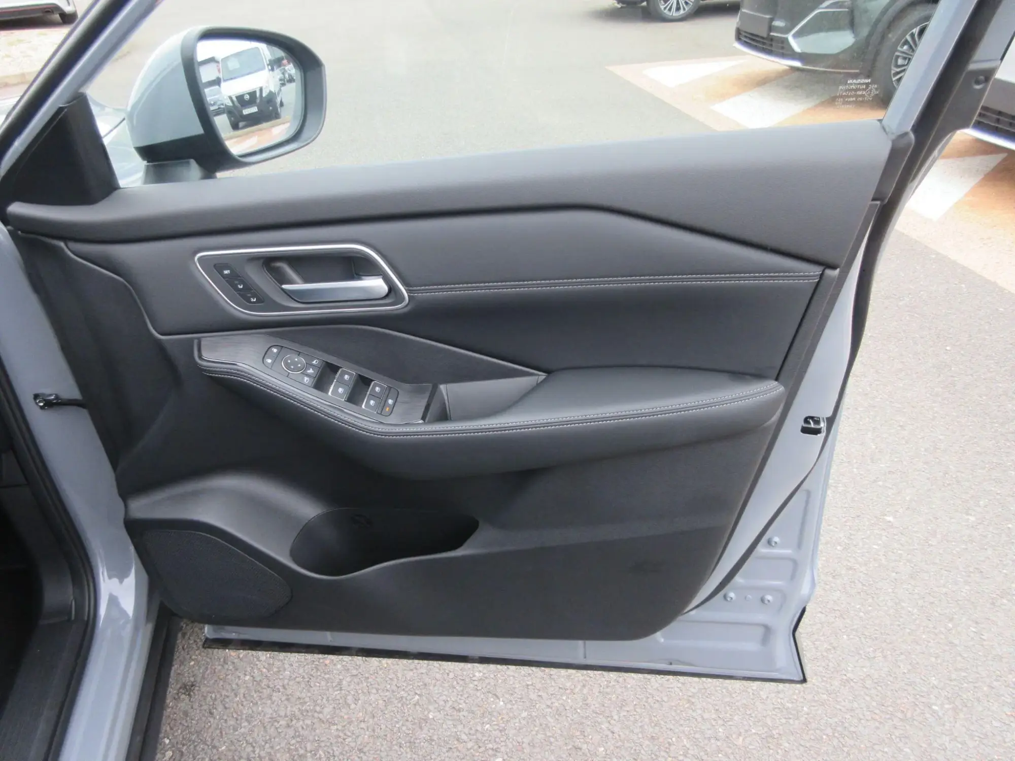 Nissan X-Trail Image 28 Nissan X-Trail Image 28