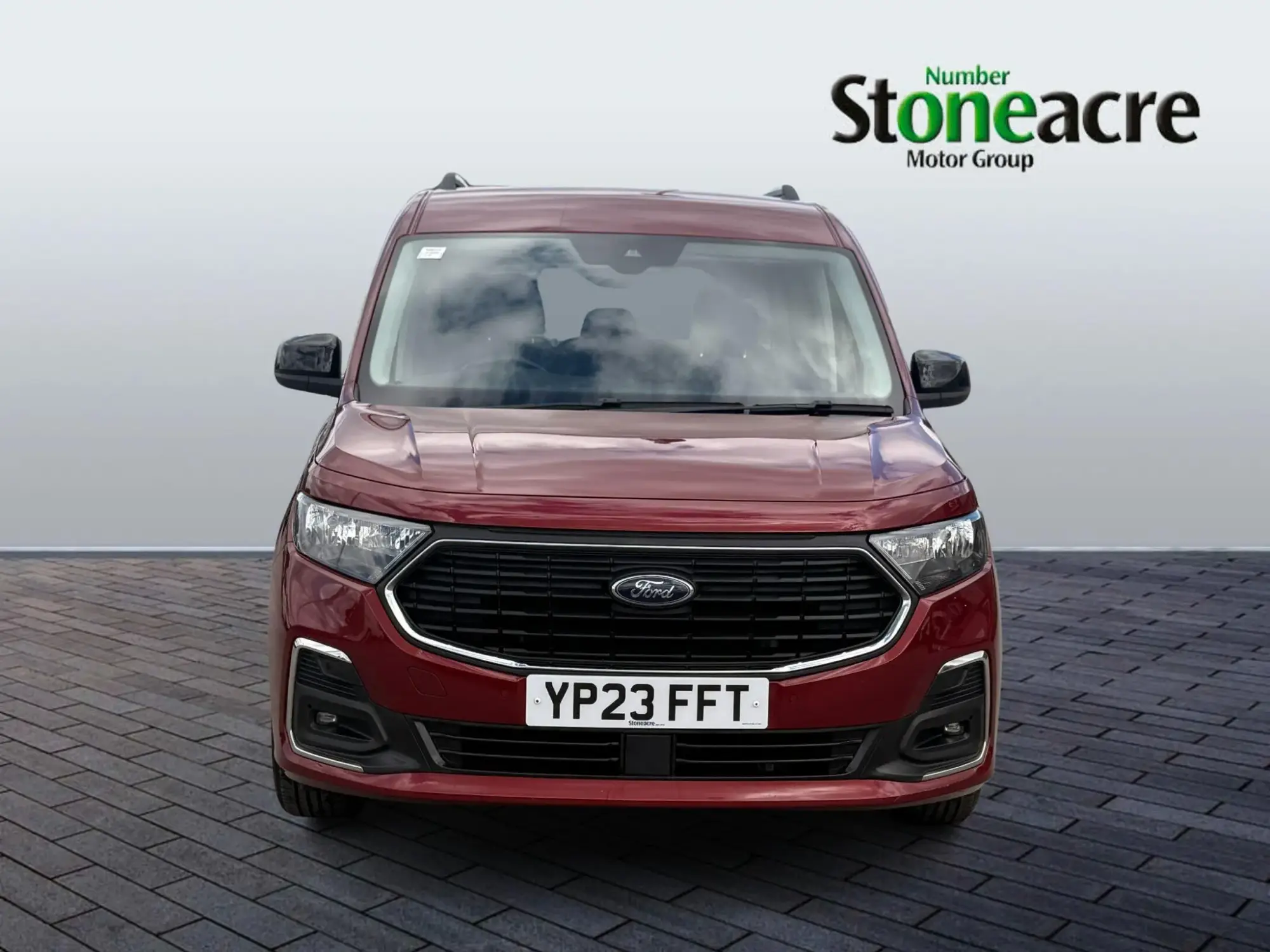 Ford Grand Tourneo Connect Image 2