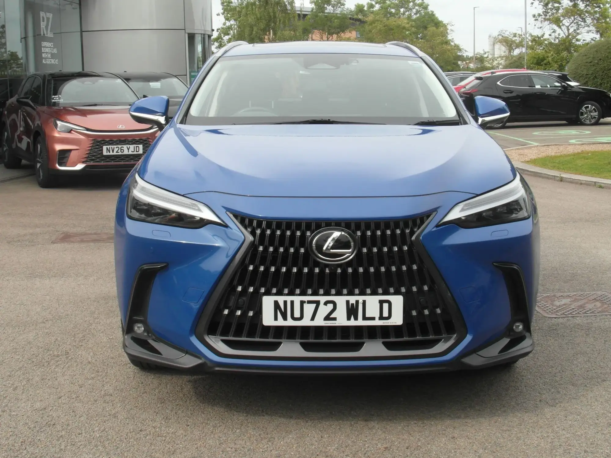 Lexus NX Self-Charging Hybrid 2.5 450h+ 18.1kWh Takumi E-CVT 4WD Euro 6 (s/s) 5dr NU72WLD Image 2