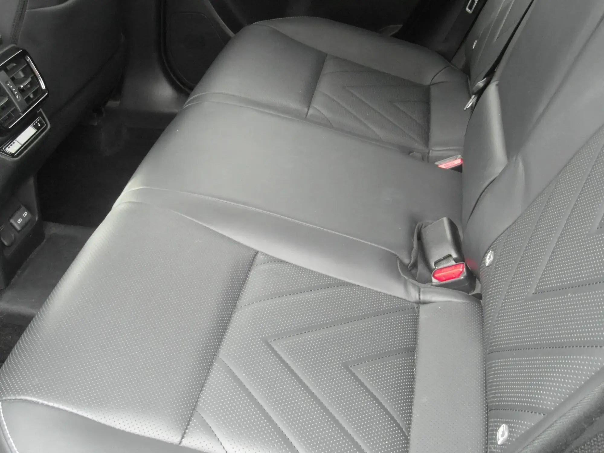 Lexus NX Self-Charging Hybrid Image 11 Lexus NX Self-Charging Hybrid Image 11