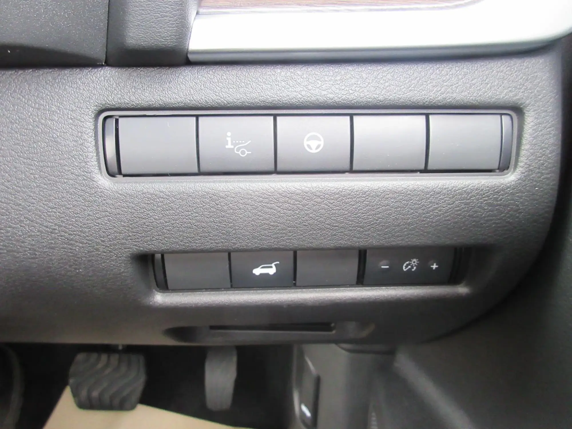 Nissan X-Trail e-POWER Image 27 Nissan X-Trail e-POWER Image 27