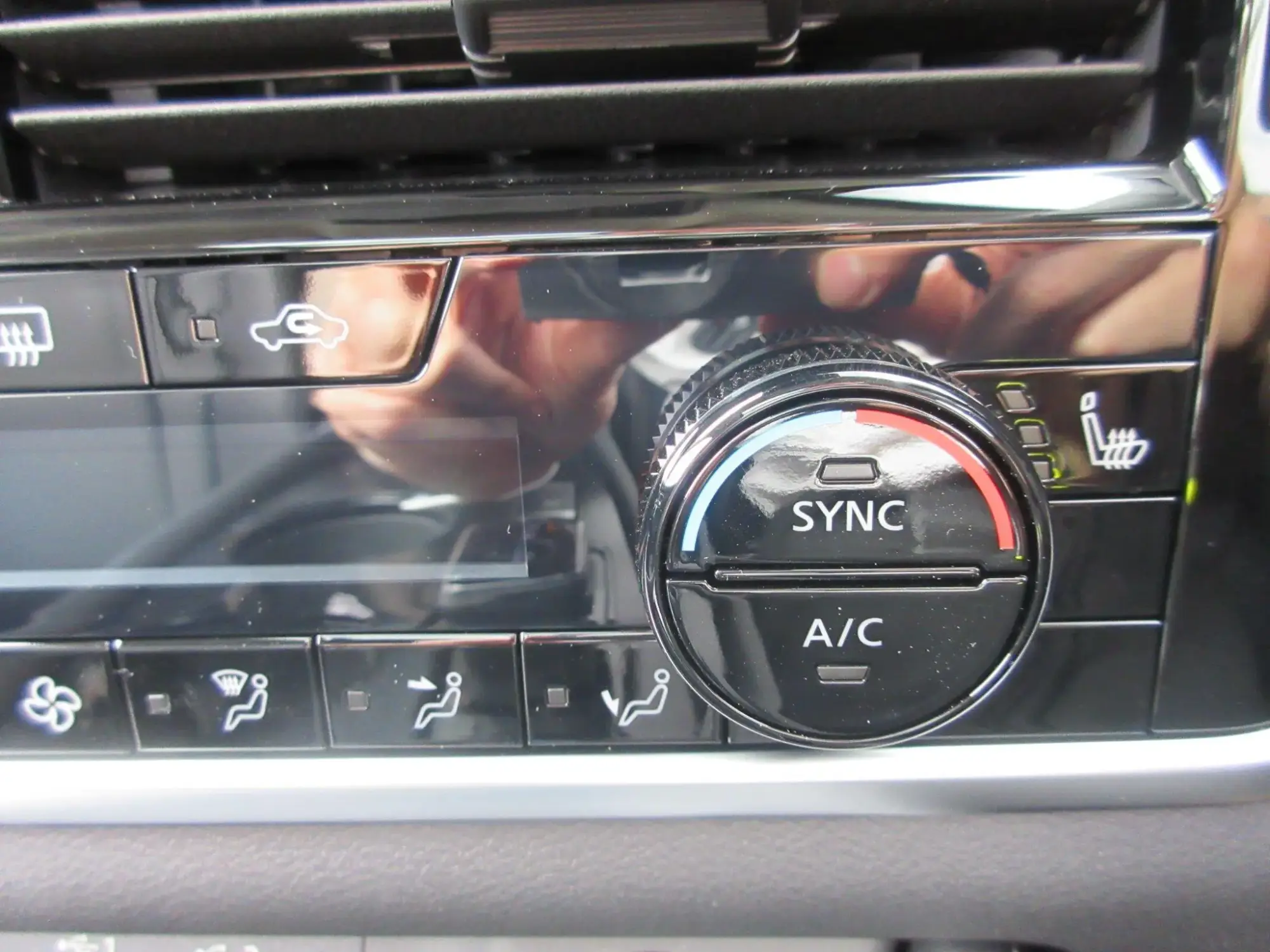 Nissan X-Trail e-POWER Image 31 Nissan X-Trail e-POWER Image 31