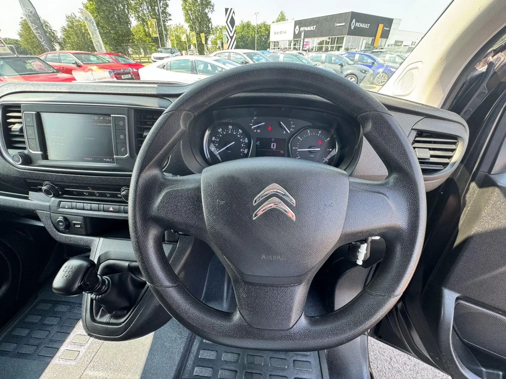 Citroen Dispatch Image 14 Citroen Dispatch Image 14