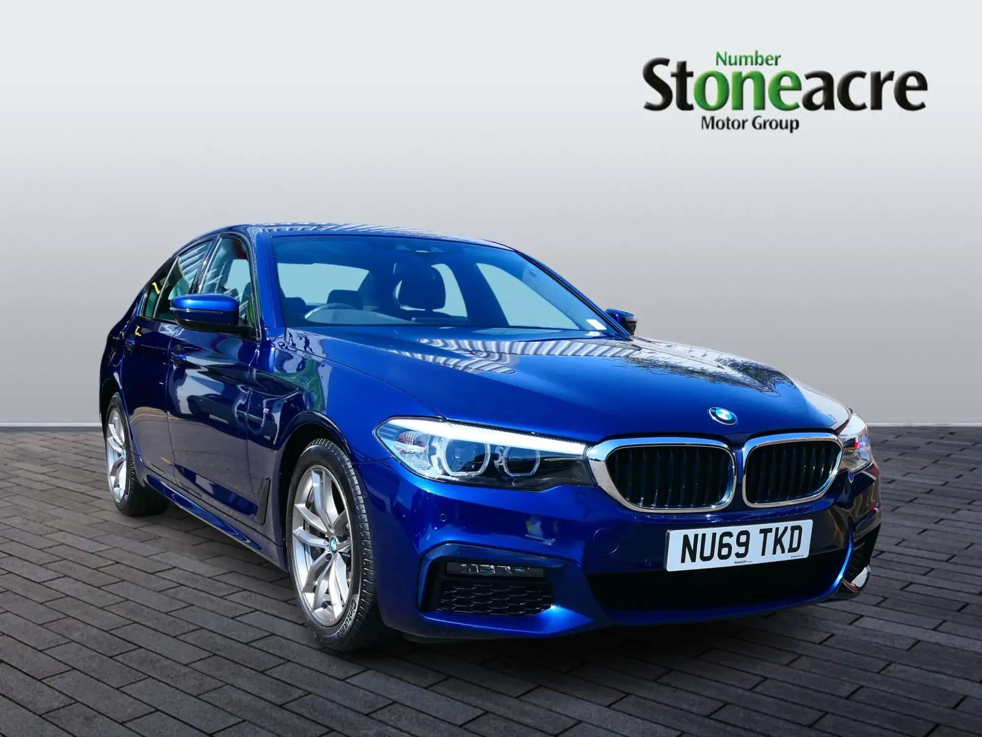 BMW 5 Series 2.0 520d MHT M Sport Auto Euro 6 (s/s) 4dr NU69TKD Image 1 BMW 5 Series 2.0 520d MHT M Sport Auto Euro 6 (s/s) 4dr NU69TKD Image 1