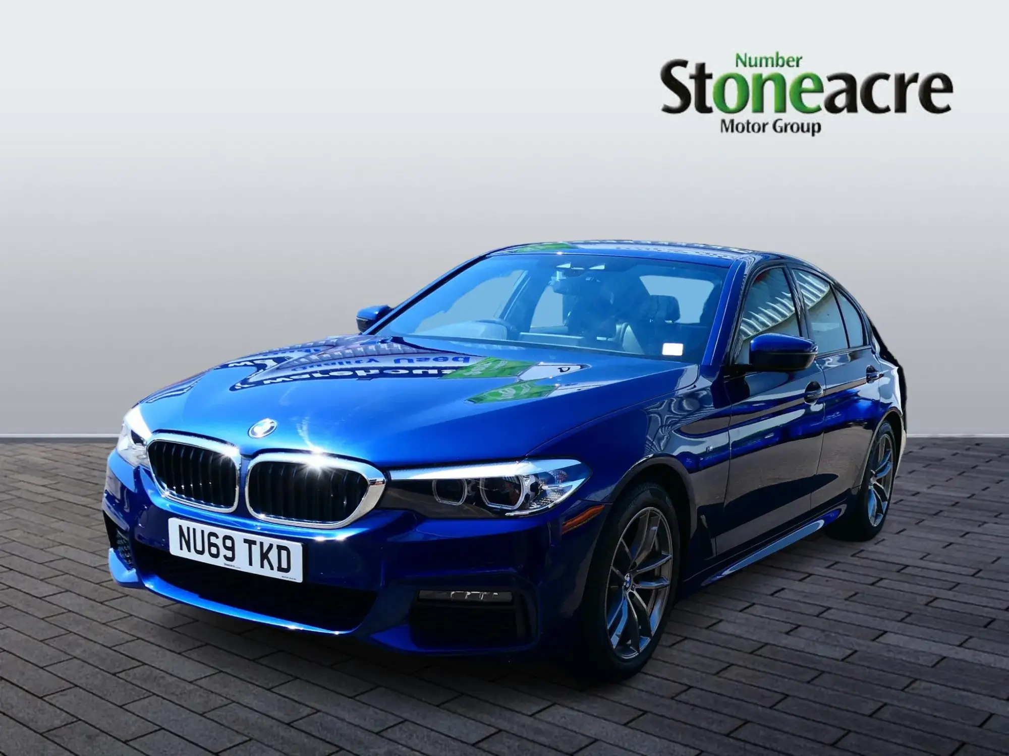 BMW 5 Series 2.0 520d MHT M Sport Auto Euro 6 (s/s) 4dr NU69TKD Image 3 BMW 5 Series 2.0 520d MHT M Sport Auto Euro 6 (s/s) 4dr NU69TKD Image 3