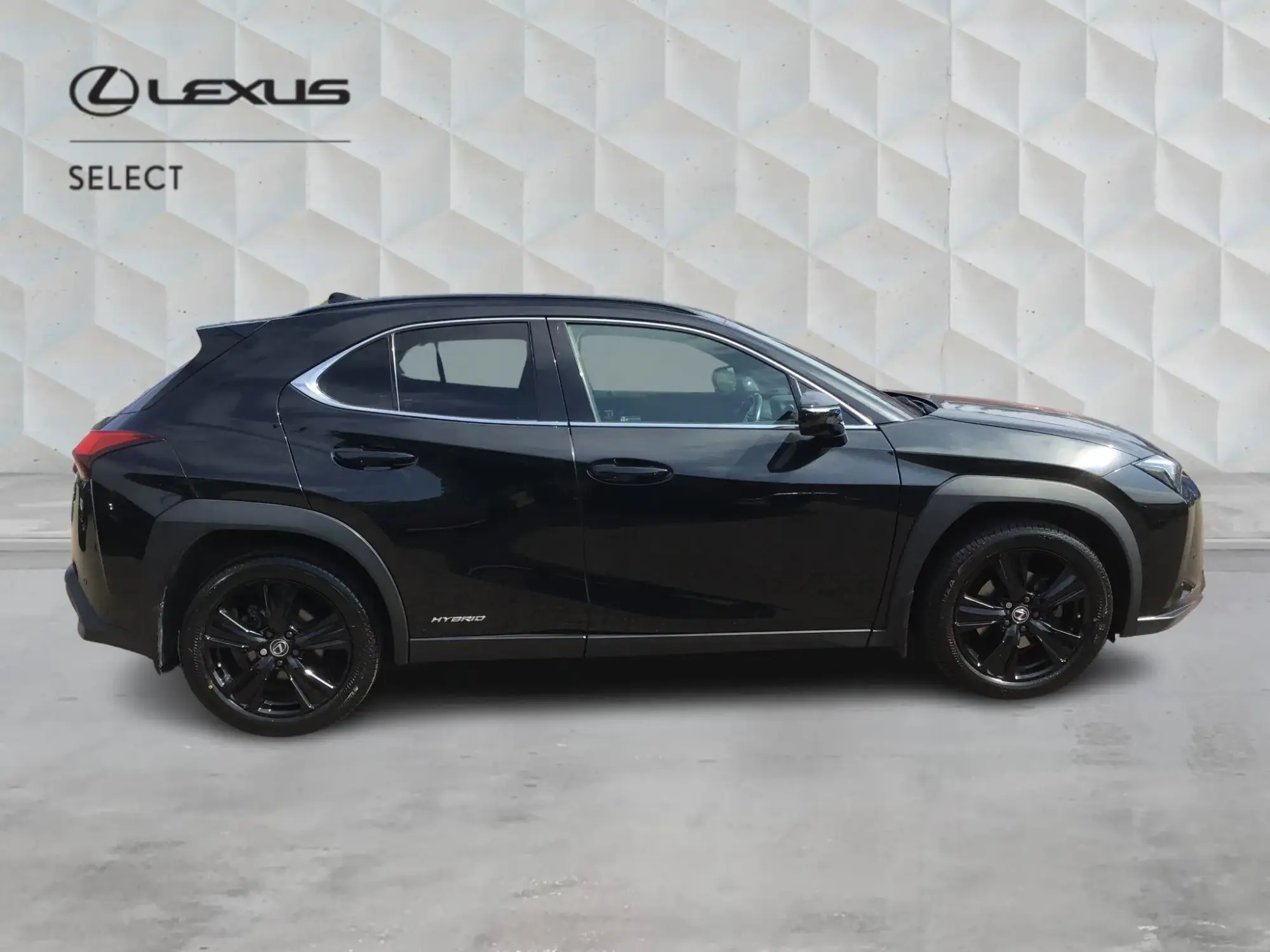 Lexus UX Self-Charging Hybrid Image 2