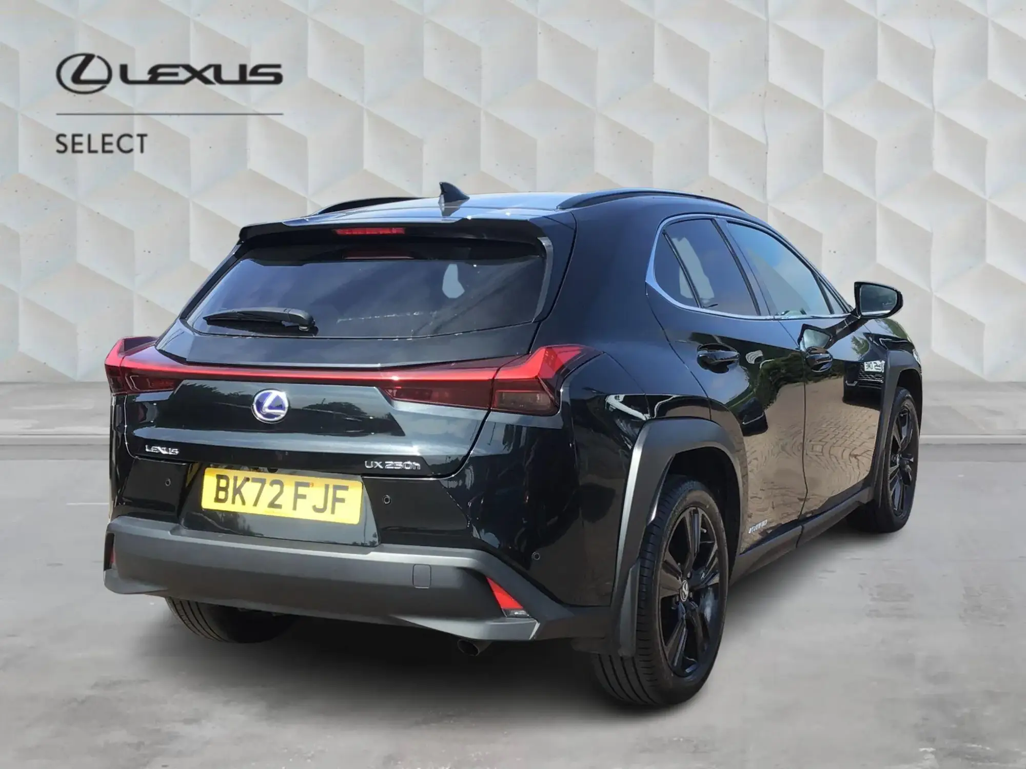 Lexus UX Self-Charging Hybrid Image 3