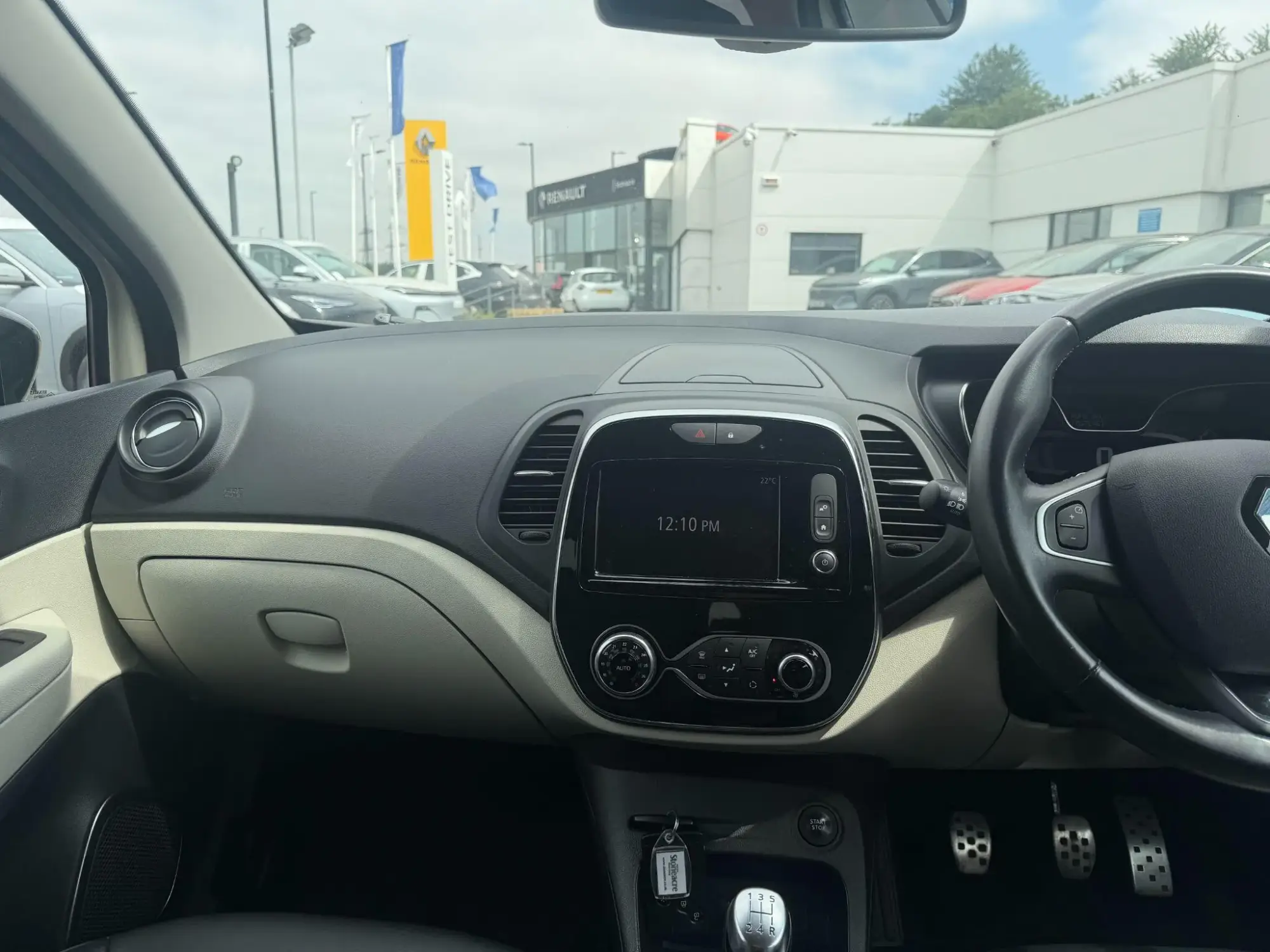 Renault Captur Image 11 Renault Captur Image 11