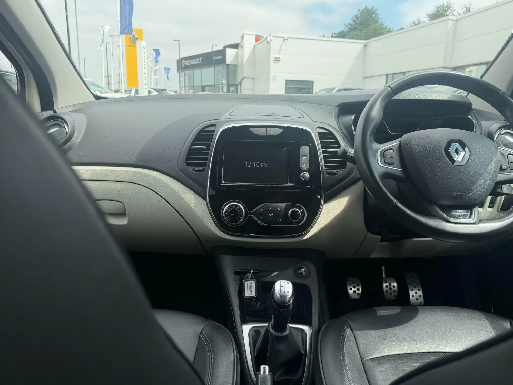 Renault Captur Image 12 Renault Captur Image 12