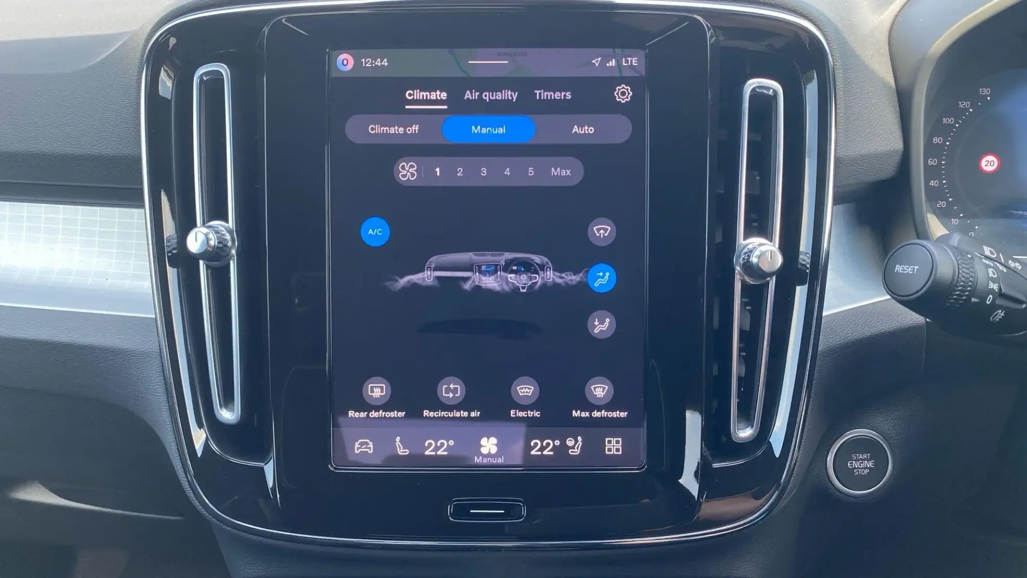 Volvo XC40 Image 34