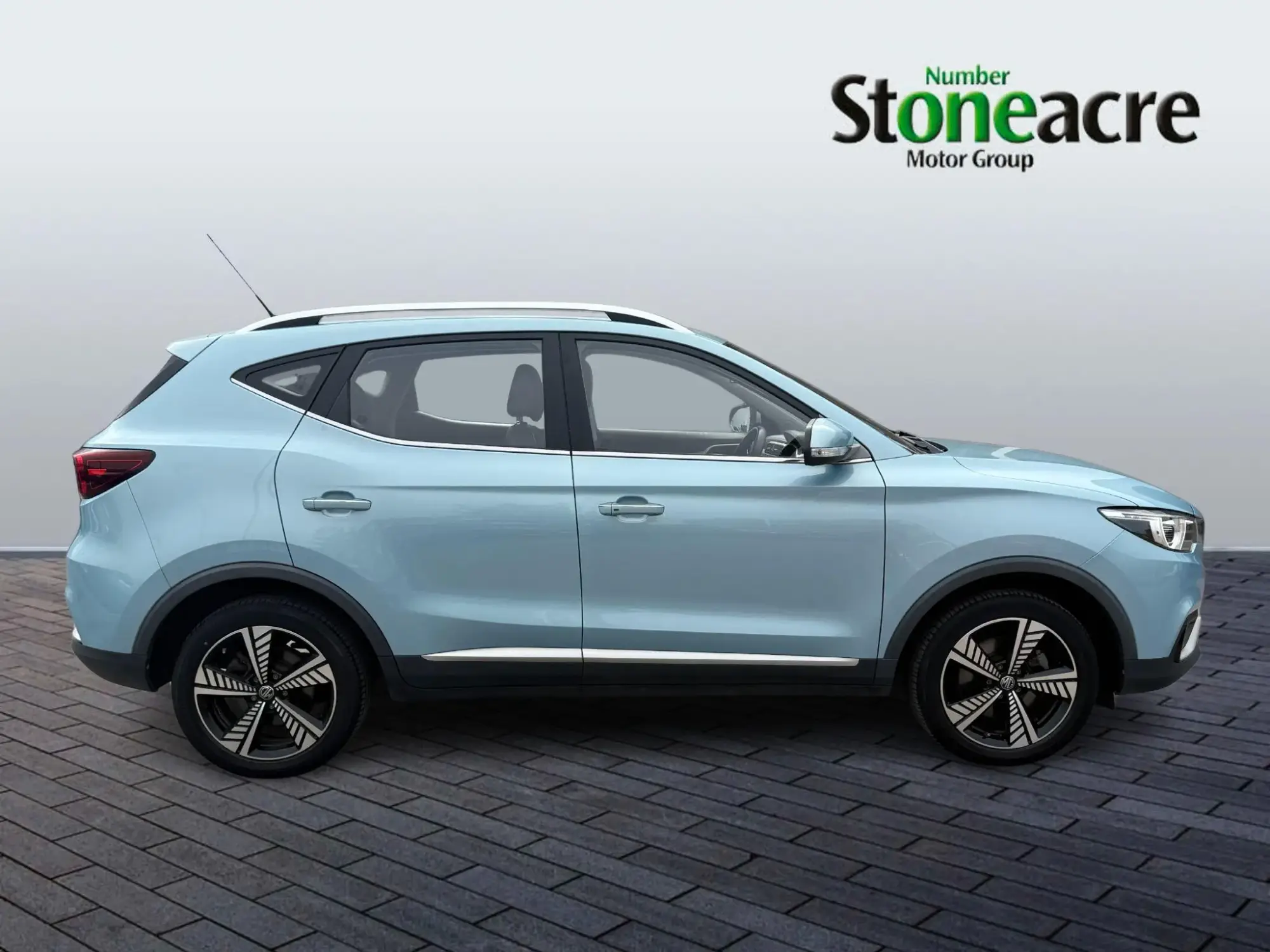 MG ZS EV 105kW Exclusive EV 45kWh 5dr Auto PK71HKL Image 2