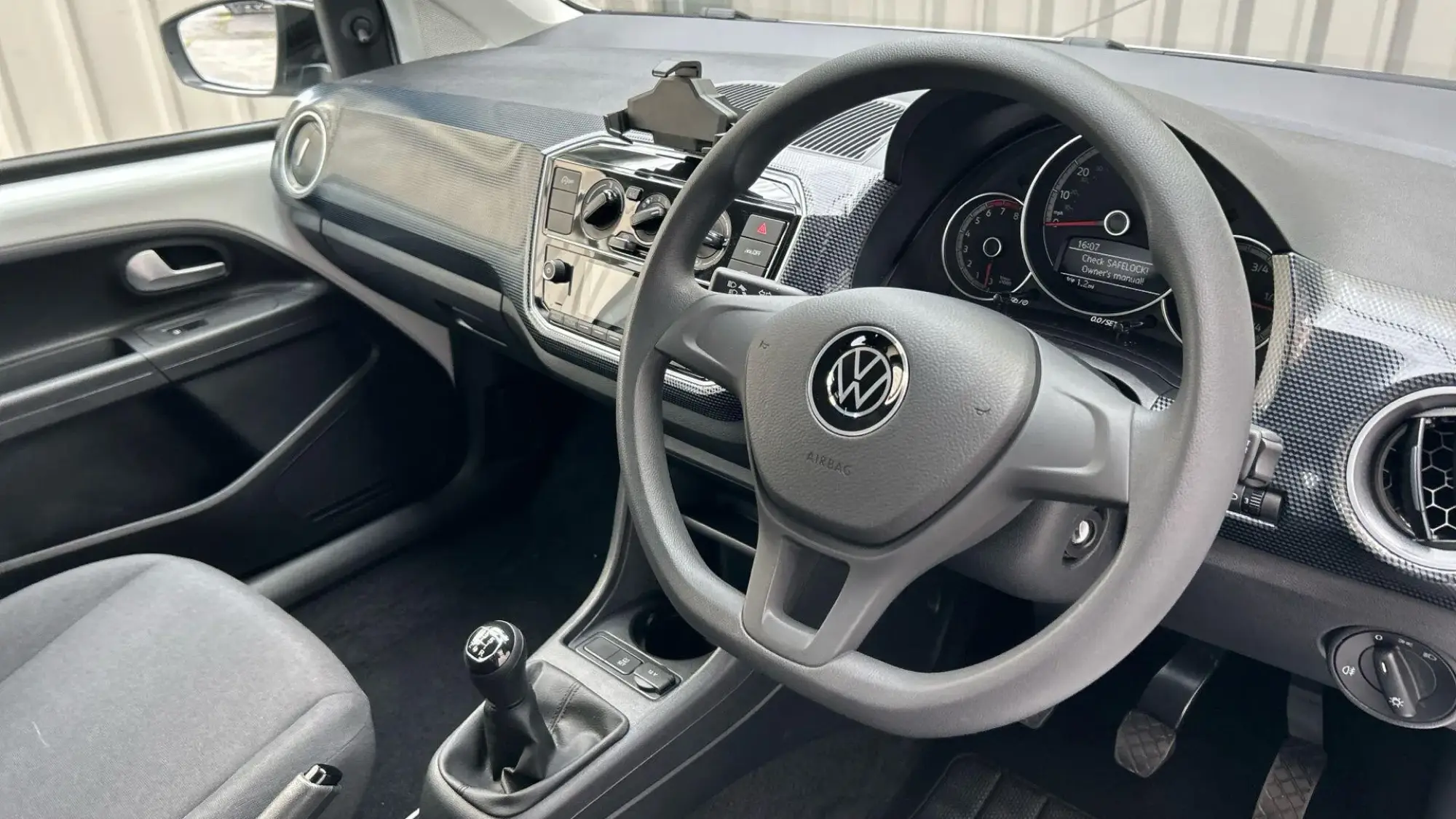 Volkswagen up! Image 10 Volkswagen up! Image 10