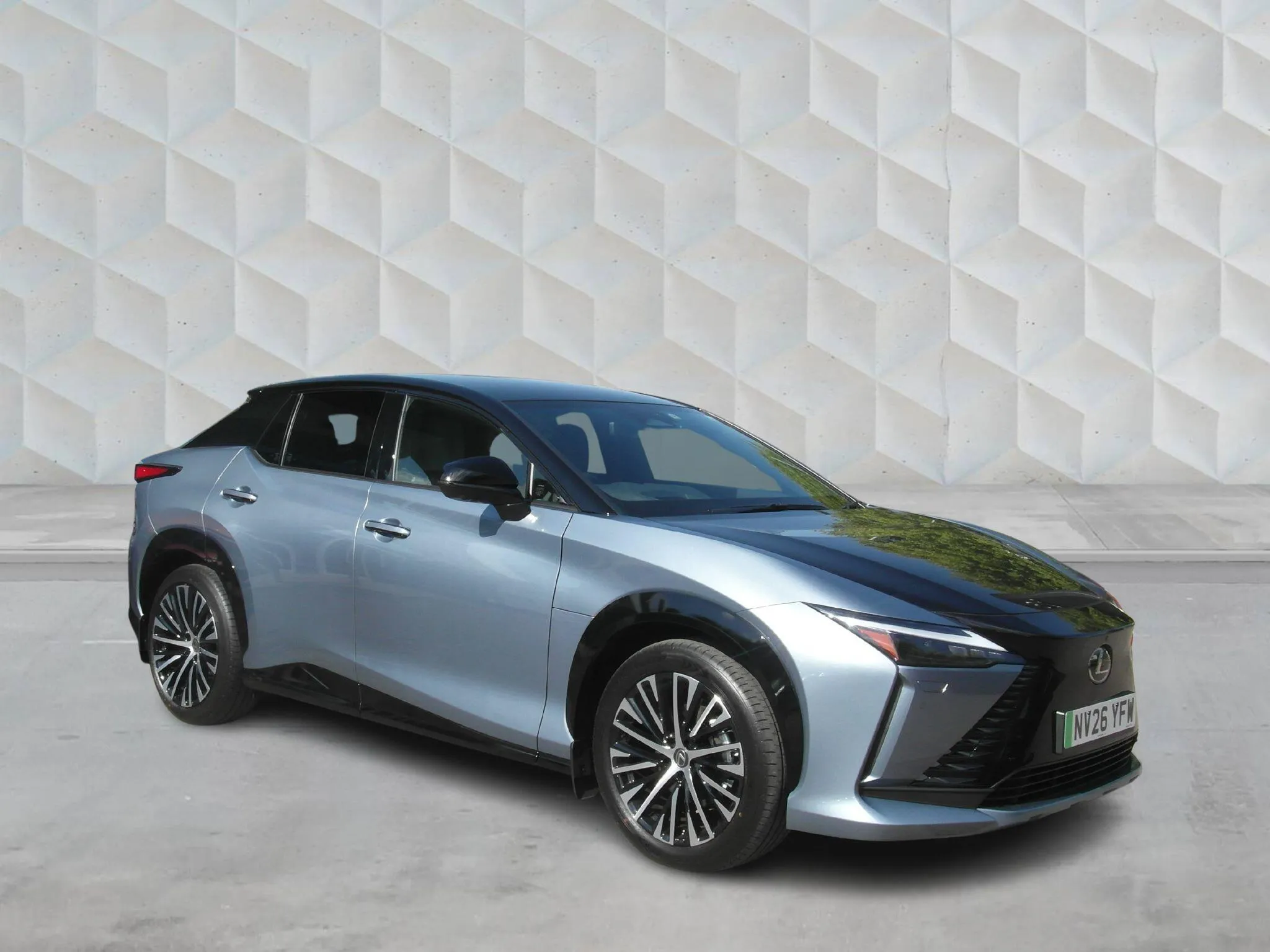 Lexus RZ