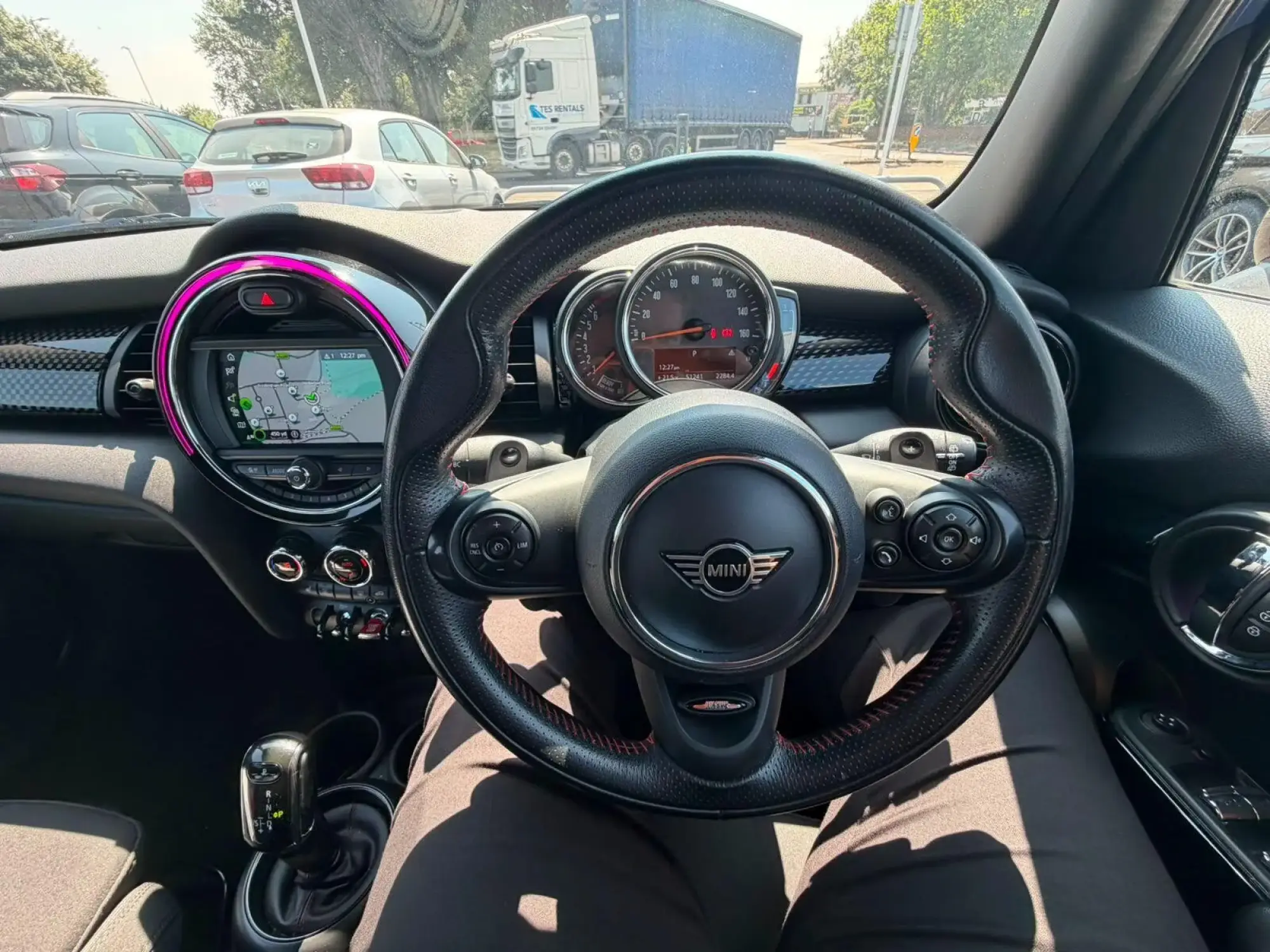 MINI Hatch Image 10 MINI Hatch Image 10