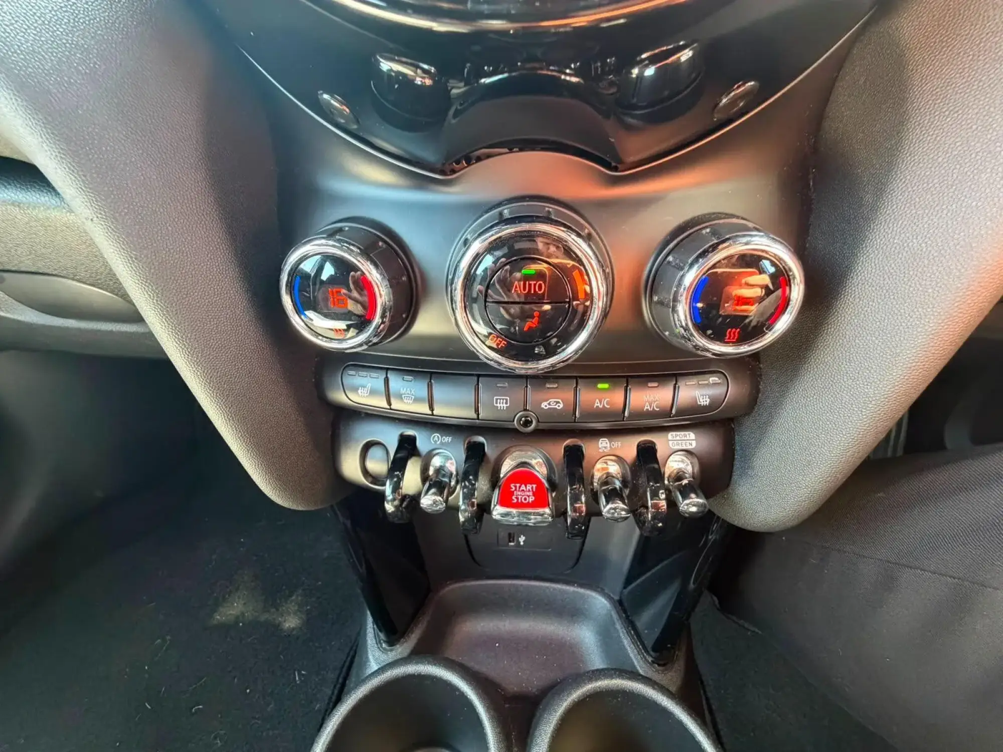 MINI Hatch Image 16 MINI Hatch Image 16