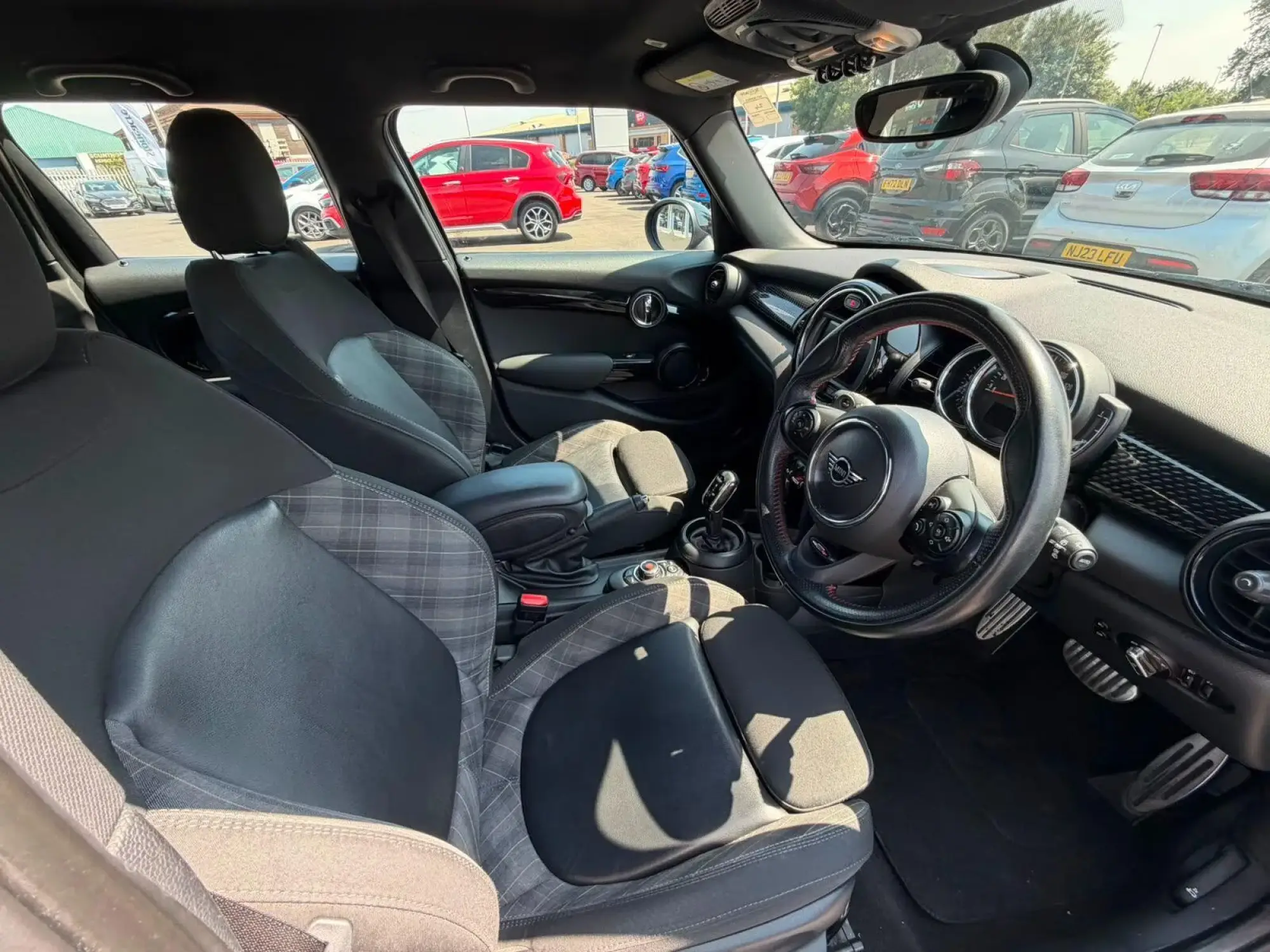 MINI Hatch Image 17 MINI Hatch Image 17