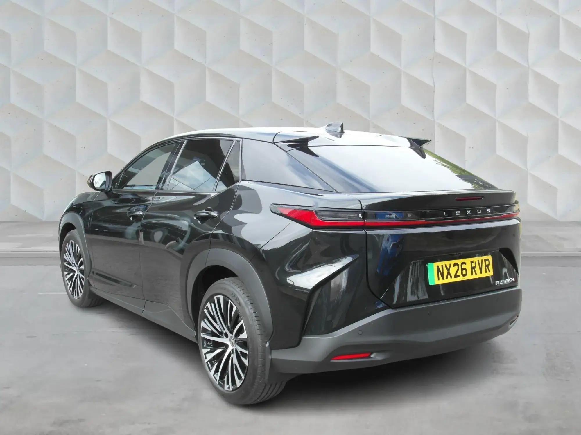 Lexus RZ Image 3