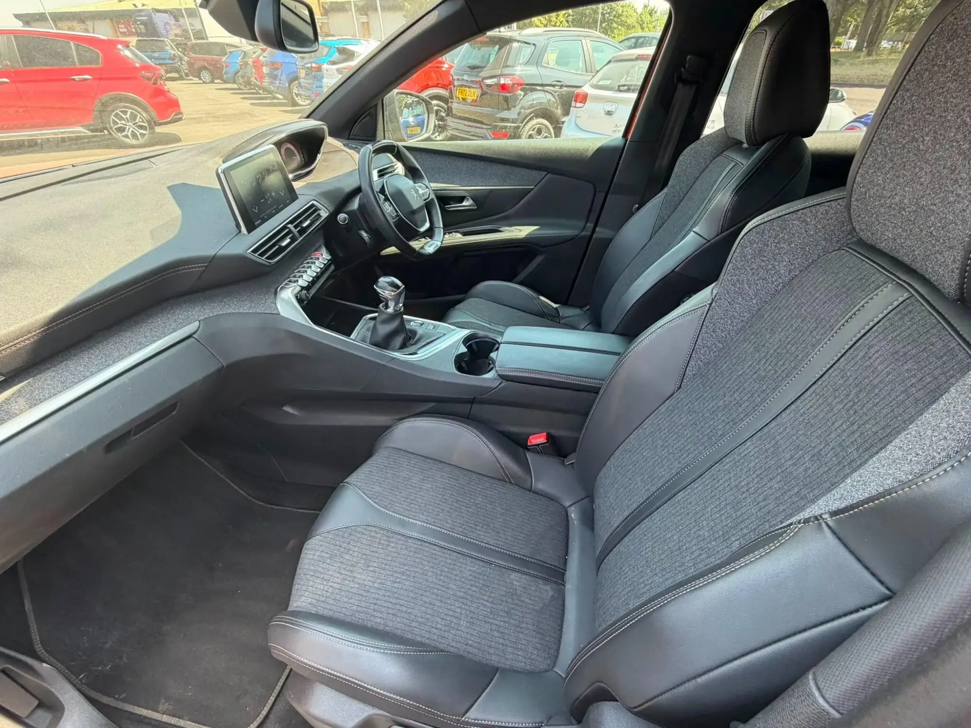 Peugeot 3008 Image 13