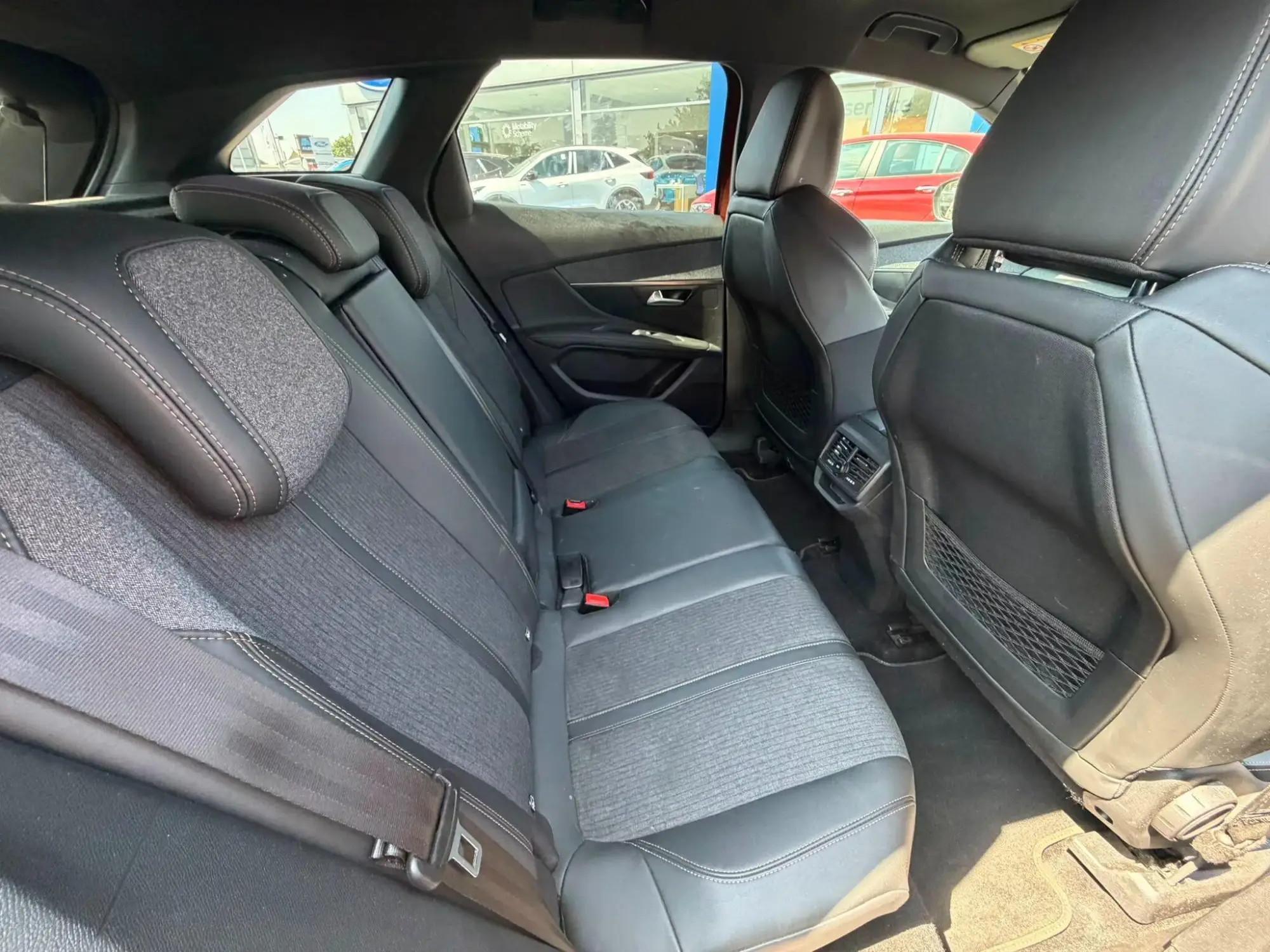 Peugeot 3008 Image 15