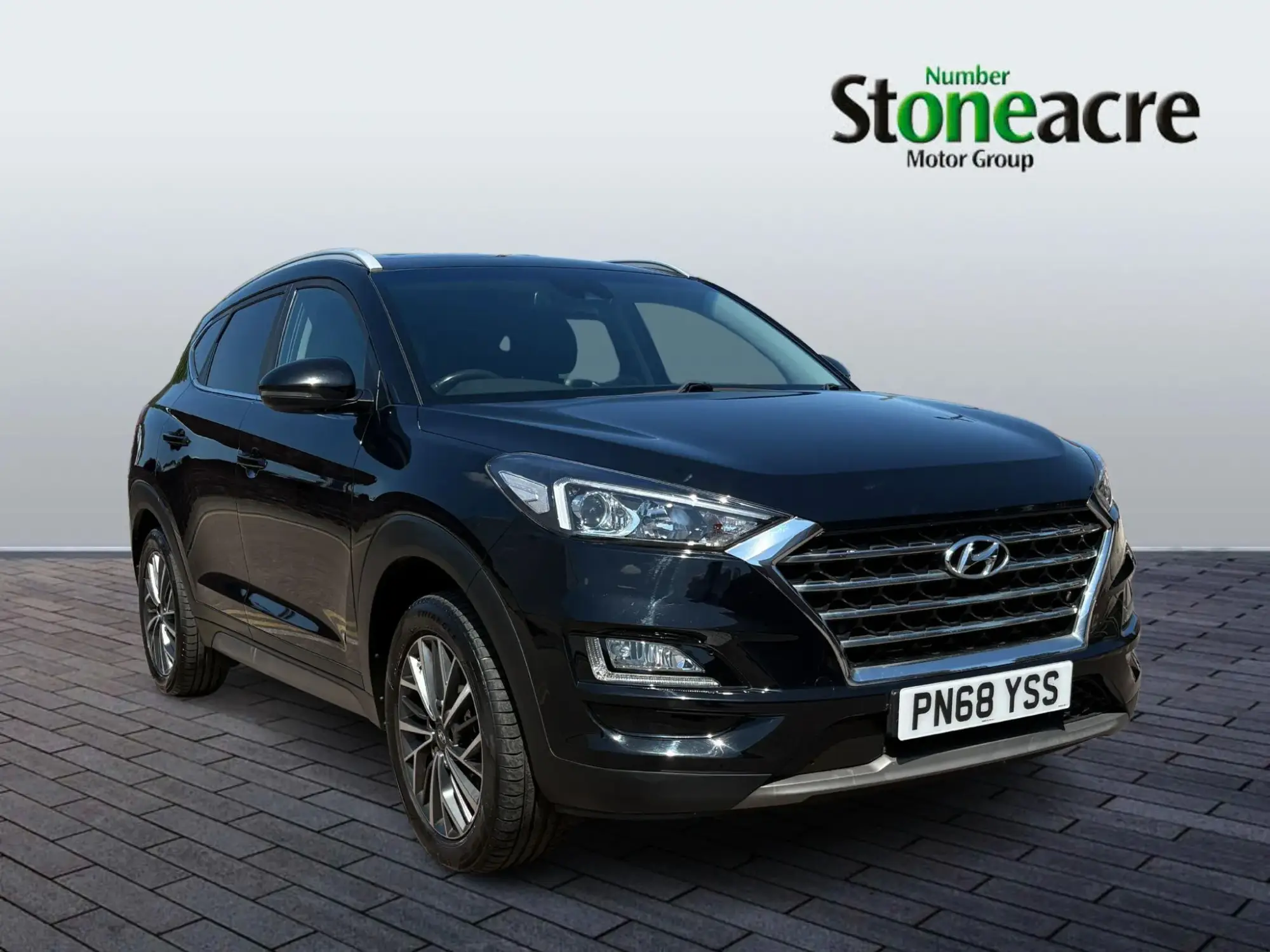Hyundai TUCSON Image 1 Hyundai TUCSON Image 1