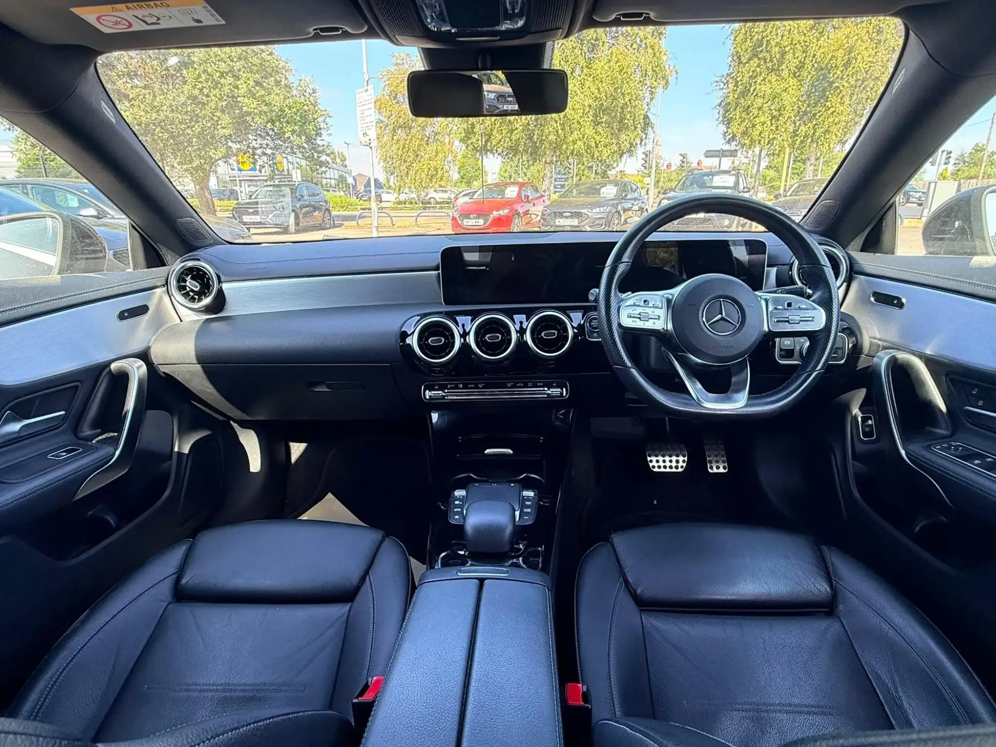 Mercedes-Benz CLA Image 13