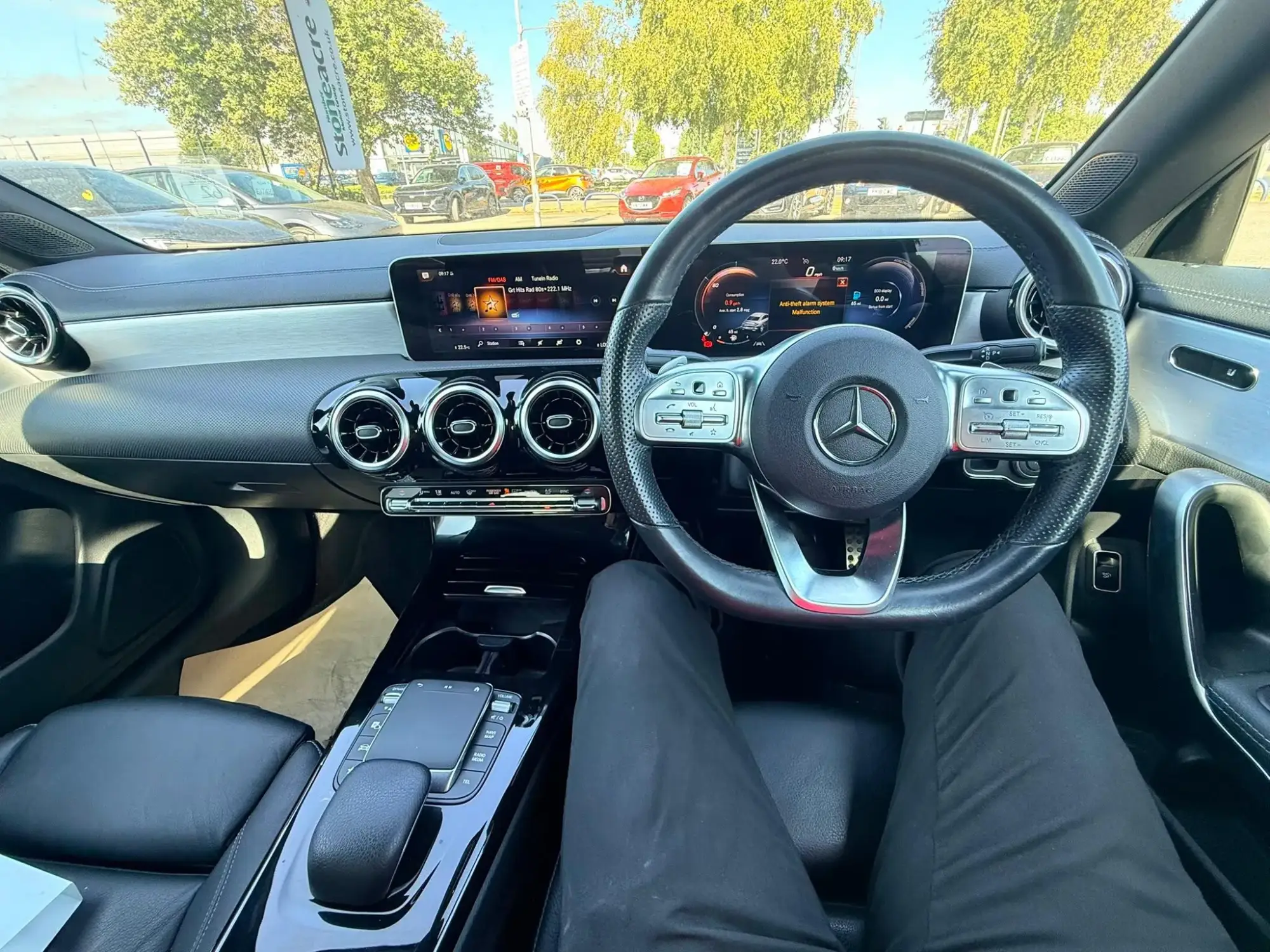 Mercedes-Benz CLA Image 16
