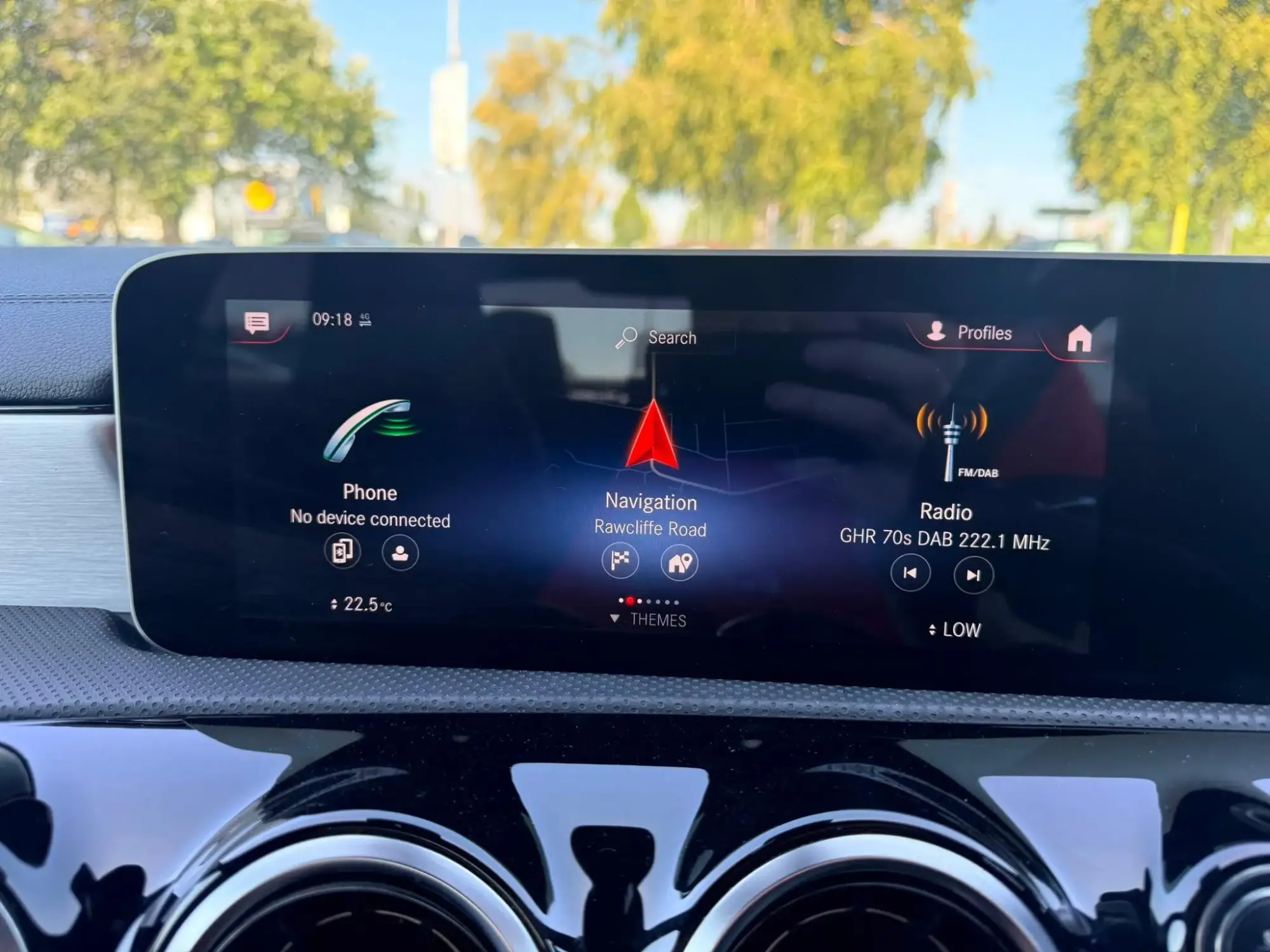Mercedes-Benz CLA Image 18