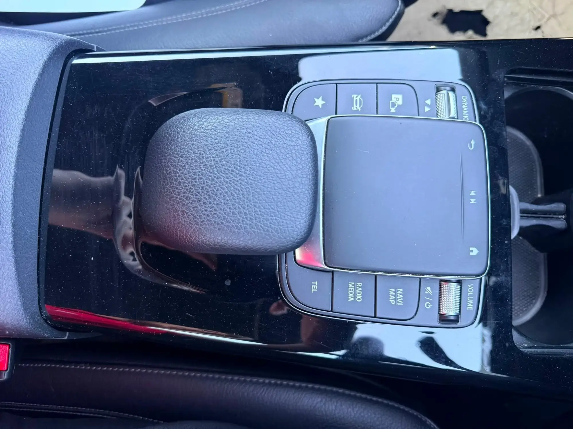 Mercedes-Benz CLA Image 21