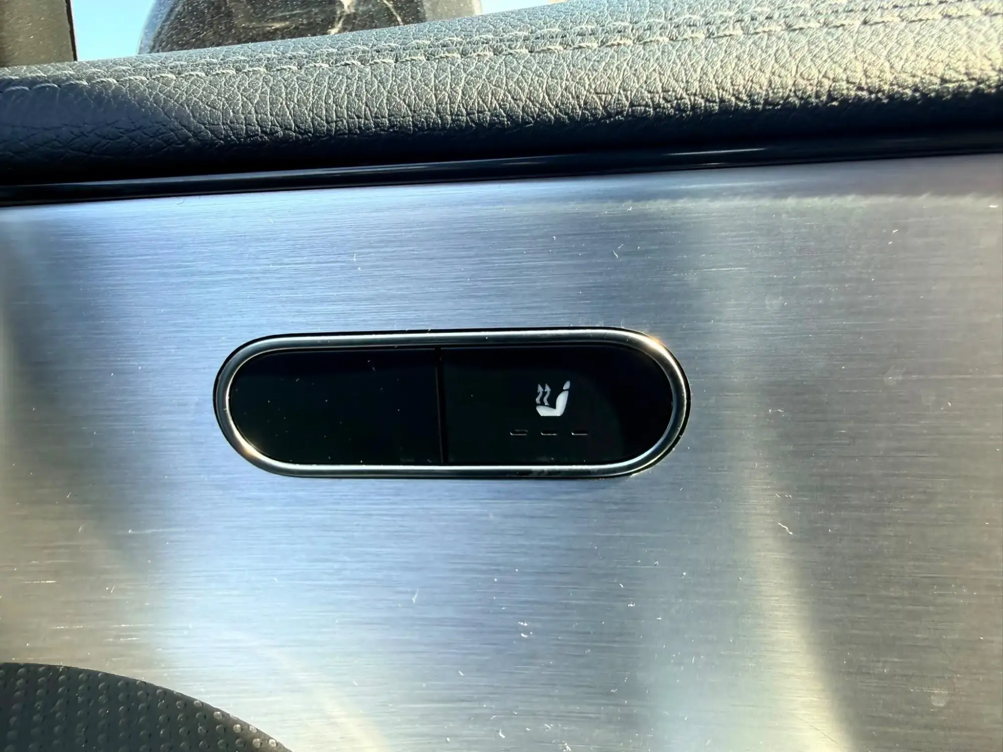Mercedes-Benz CLA Image 24