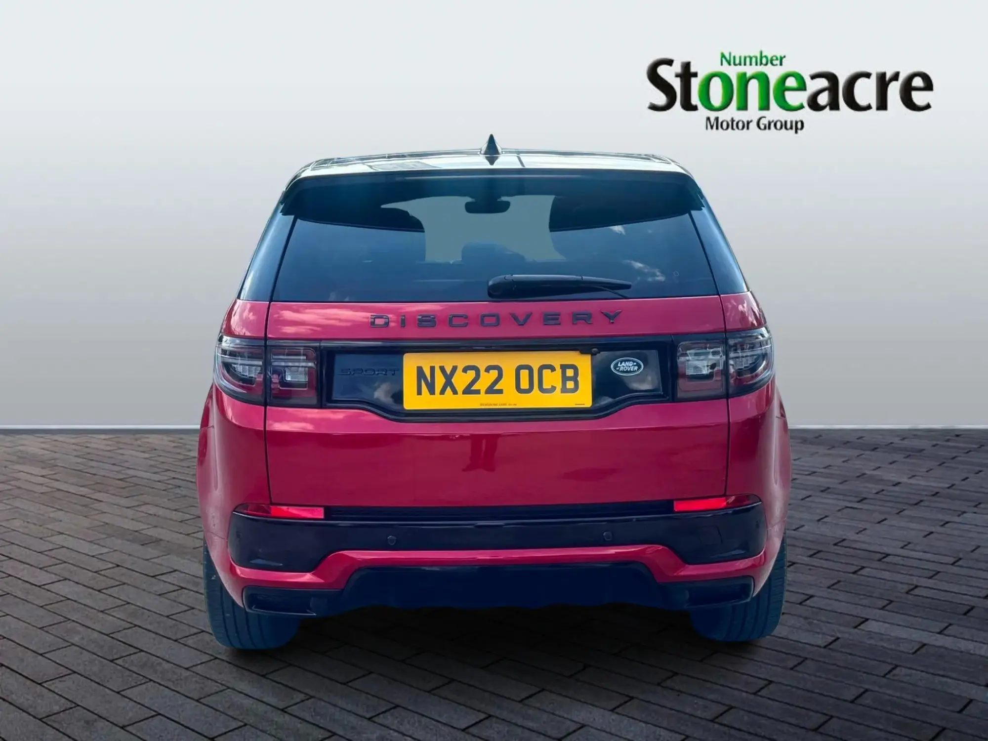 Land Rover Discovery Sport Image 6