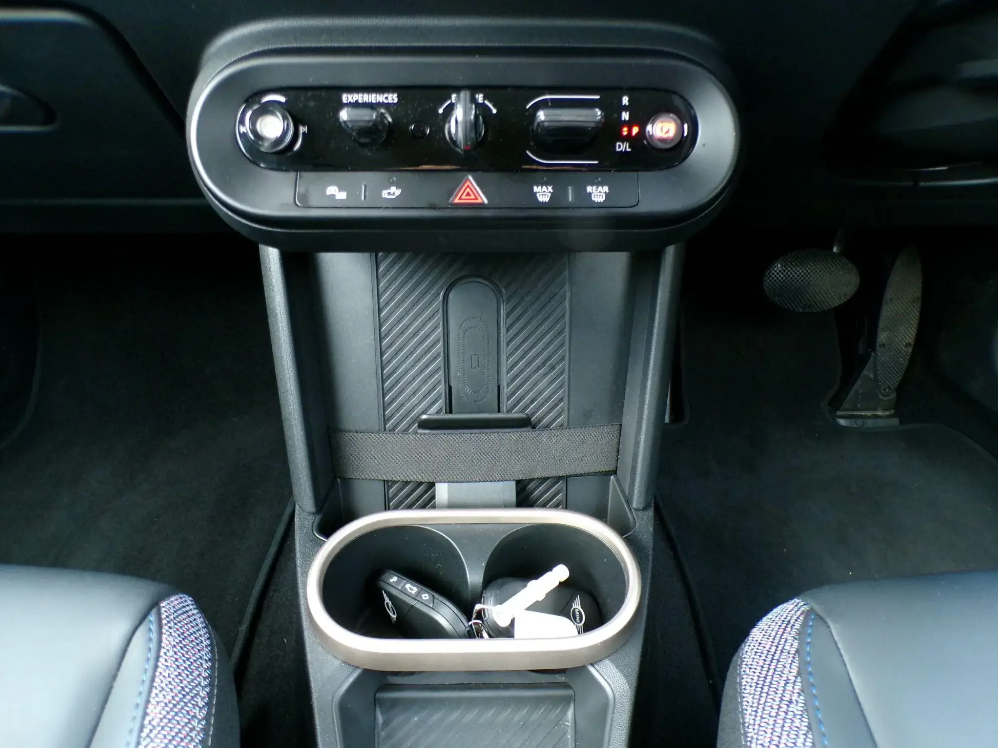 MINI Cooper Image 12 MINI Cooper Image 12