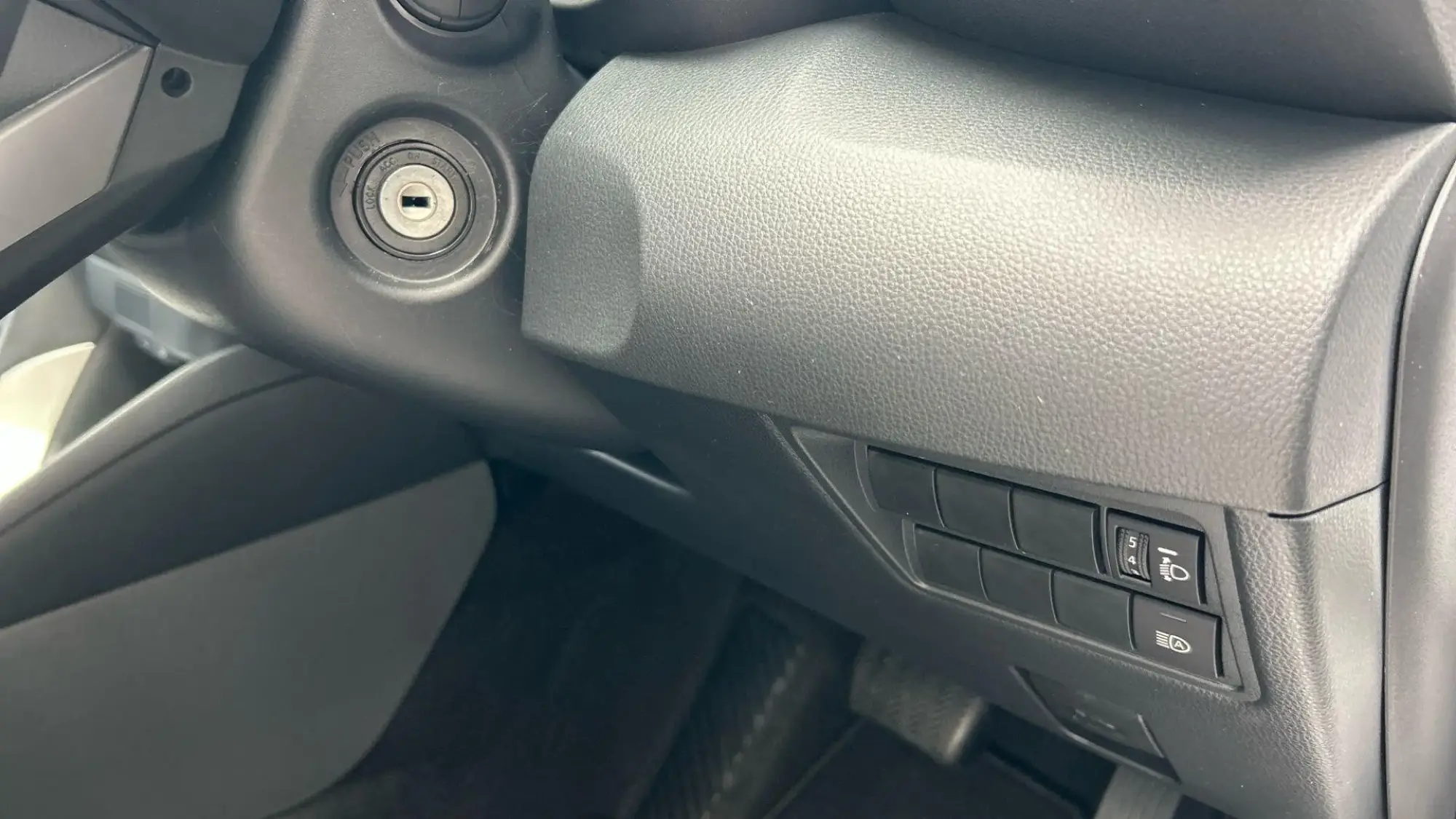 Toyota Yaris Image 37 Toyota Yaris Image 37
