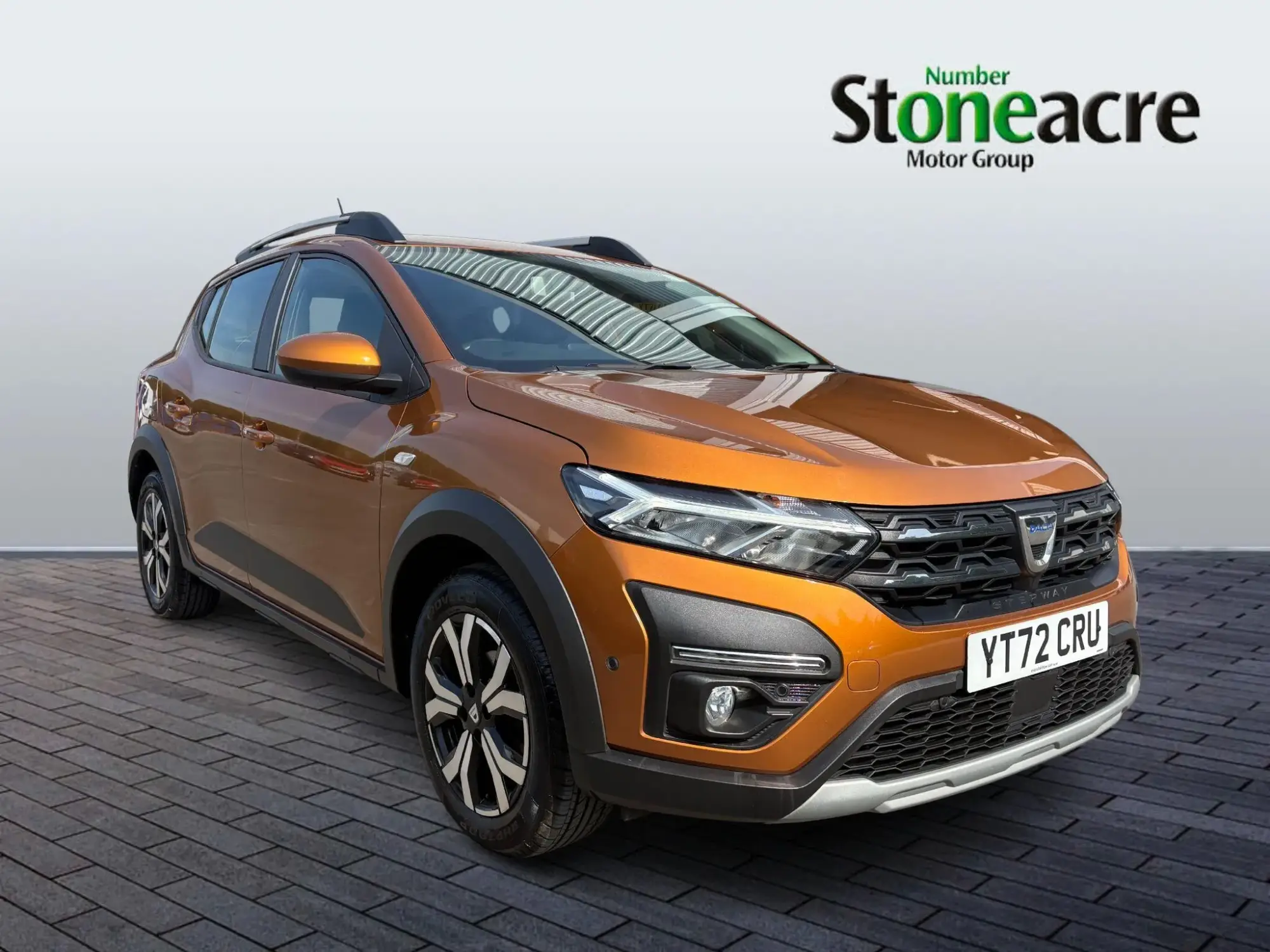 Dacia Sandero Stepway Stepway Prestige TCe 100 Bi-Fuel YT72CRU Image 1