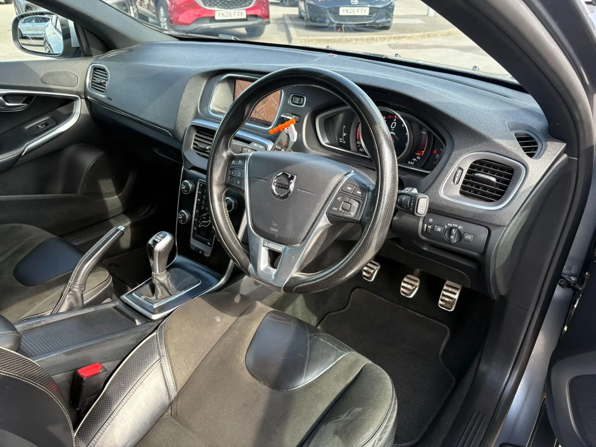 Volvo V40 Image 9 Volvo V40 Image 9