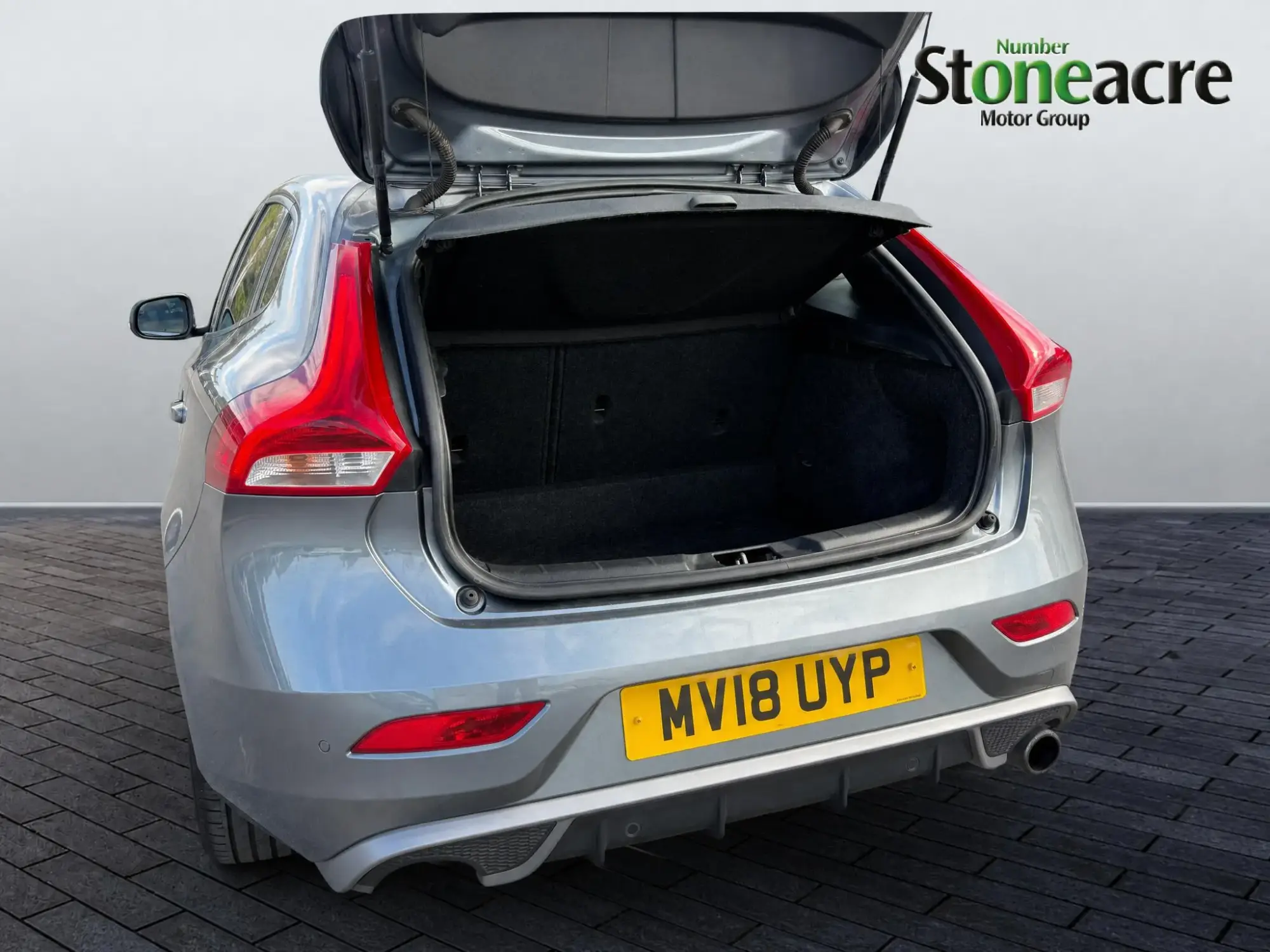 Volvo V40 Image 17 Volvo V40 Image 17