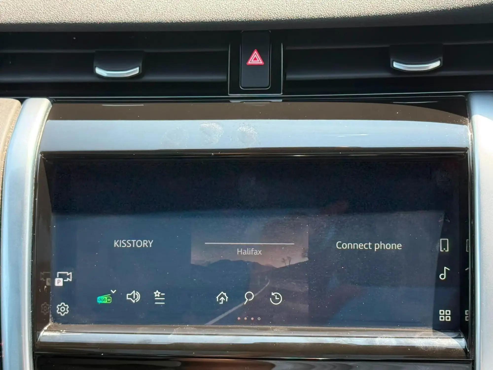 Land Rover Discovery Sport Image 29