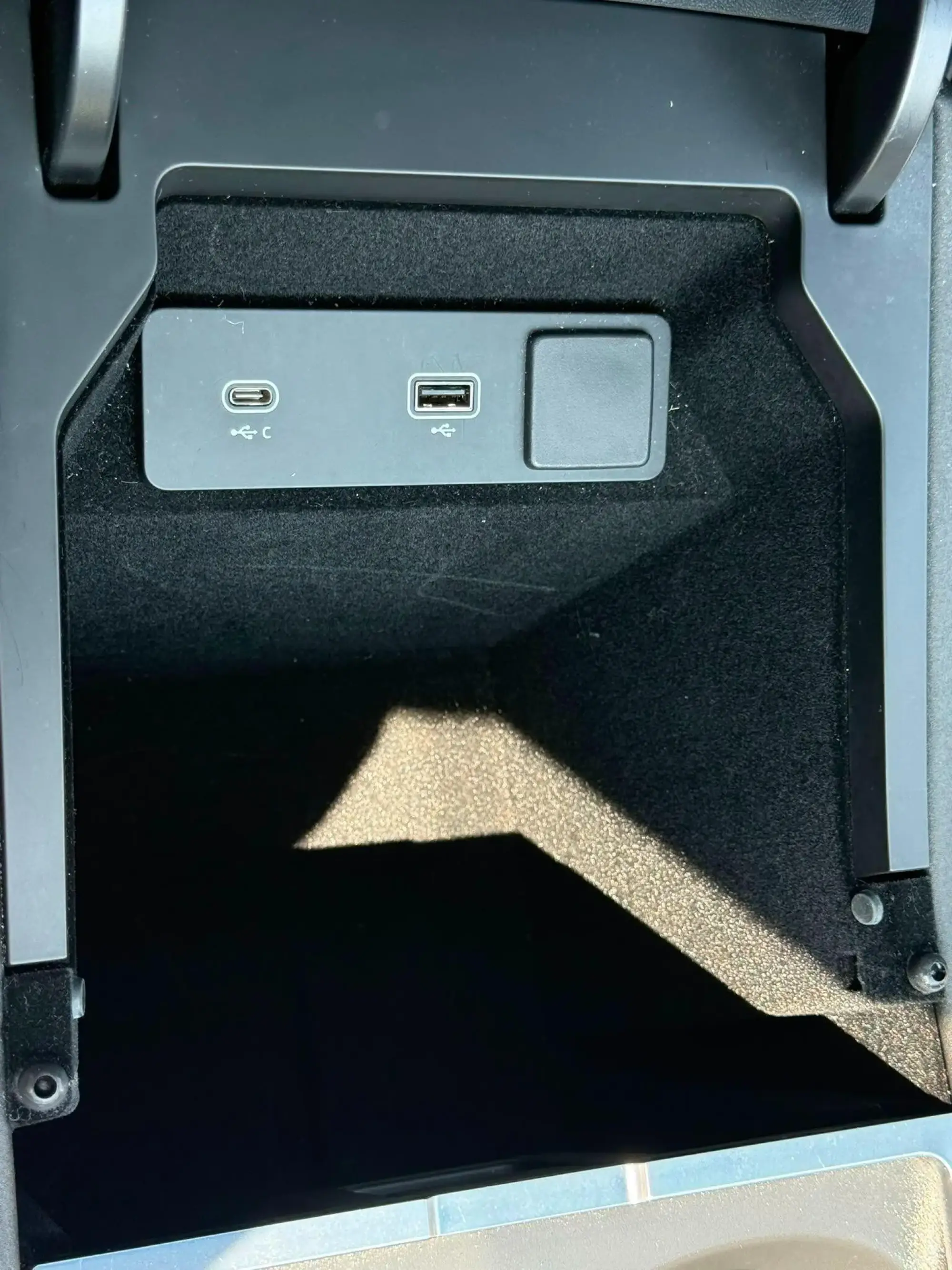 Land Rover Discovery Sport Image 20