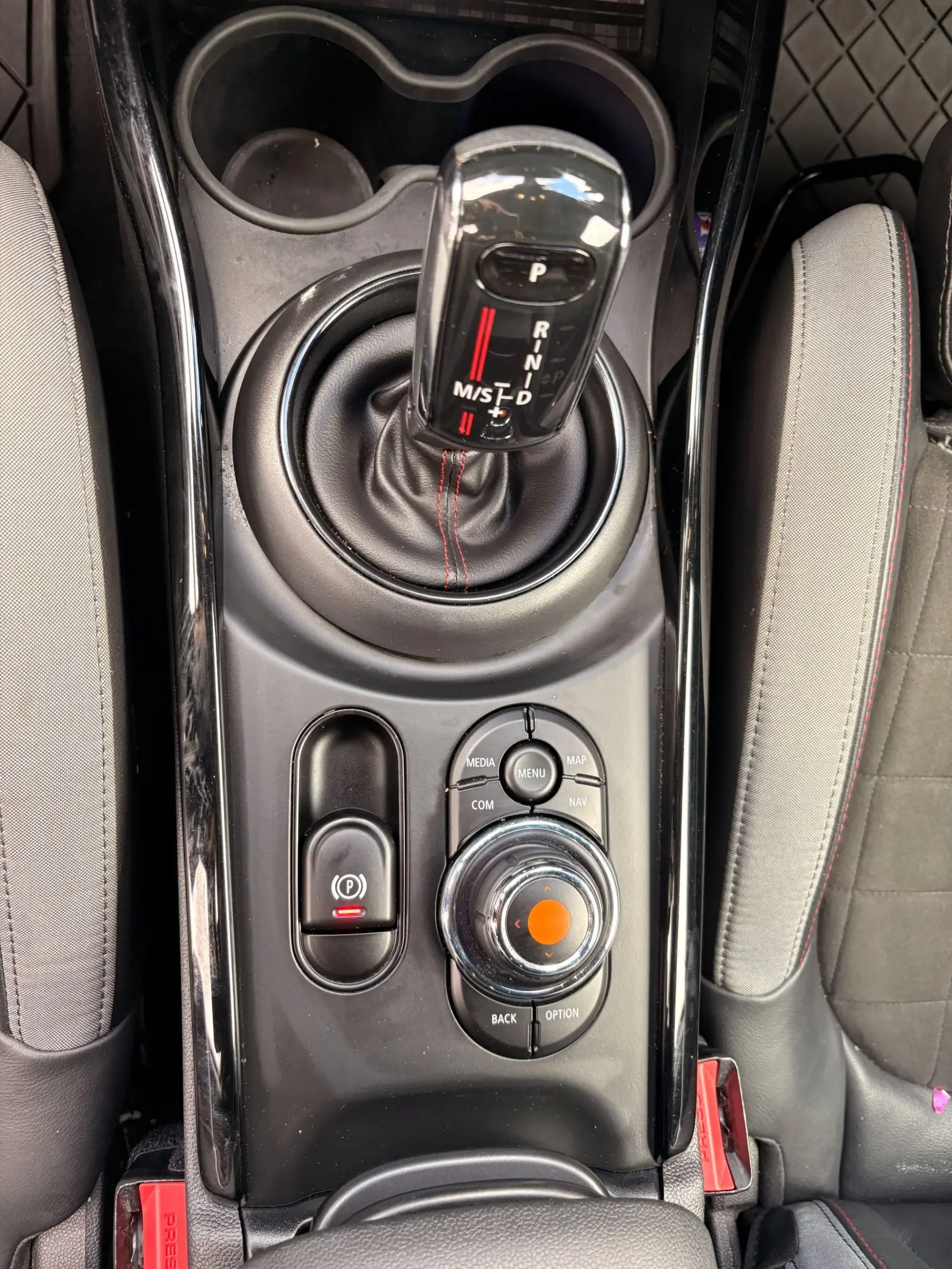 MINI Clubman Image 14 MINI Clubman Image 14