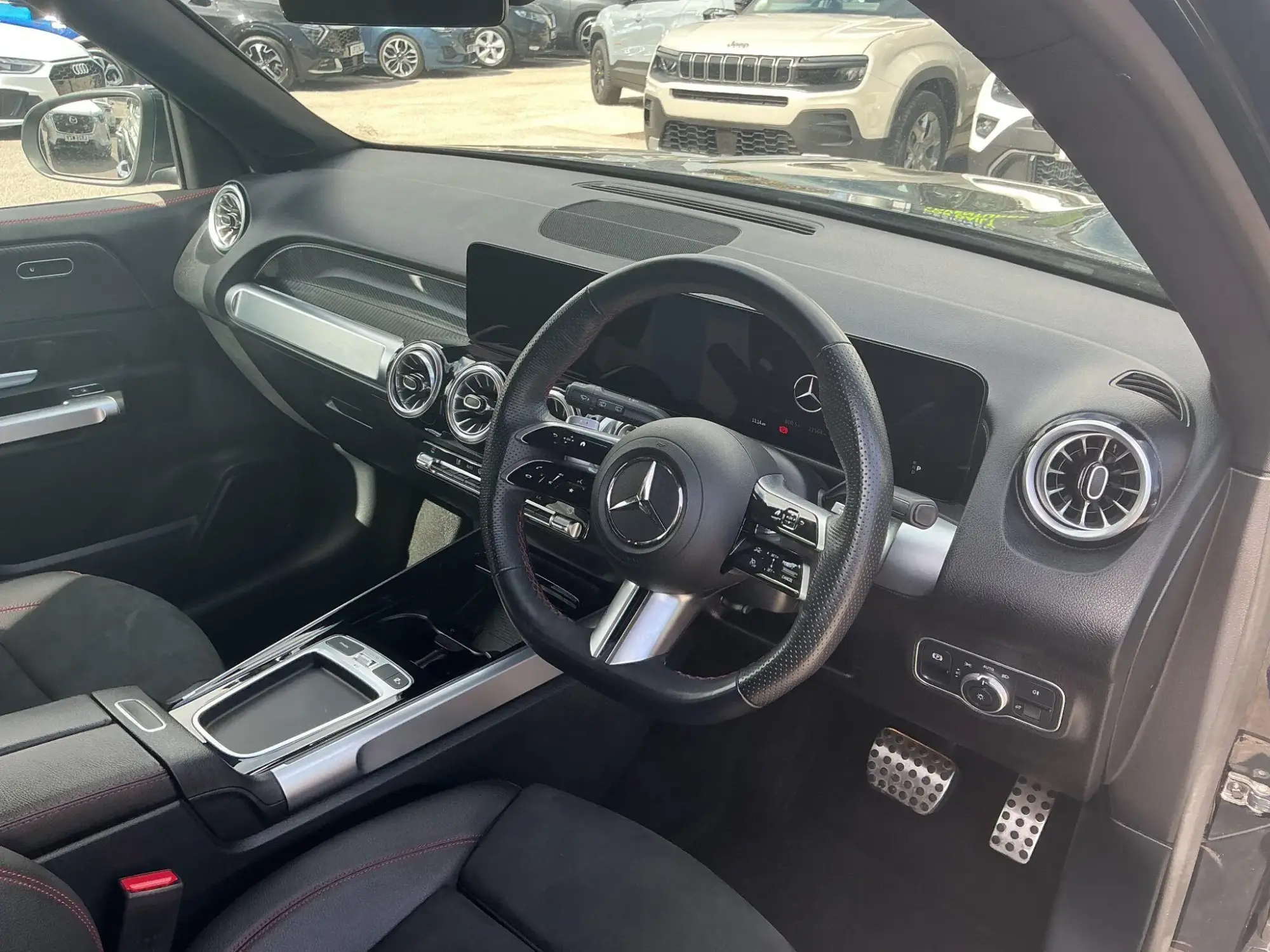 Mercedes-Benz GLB Image 14 Mercedes-Benz GLB Image 14