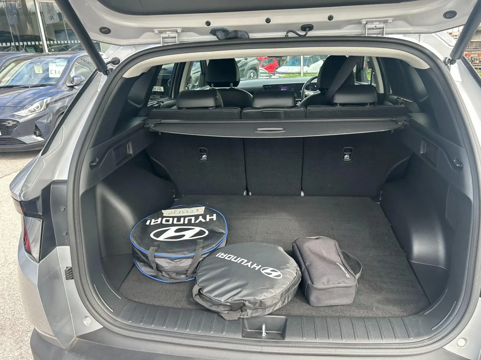 Hyundai TUCSON Image 9 Hyundai TUCSON Image 9