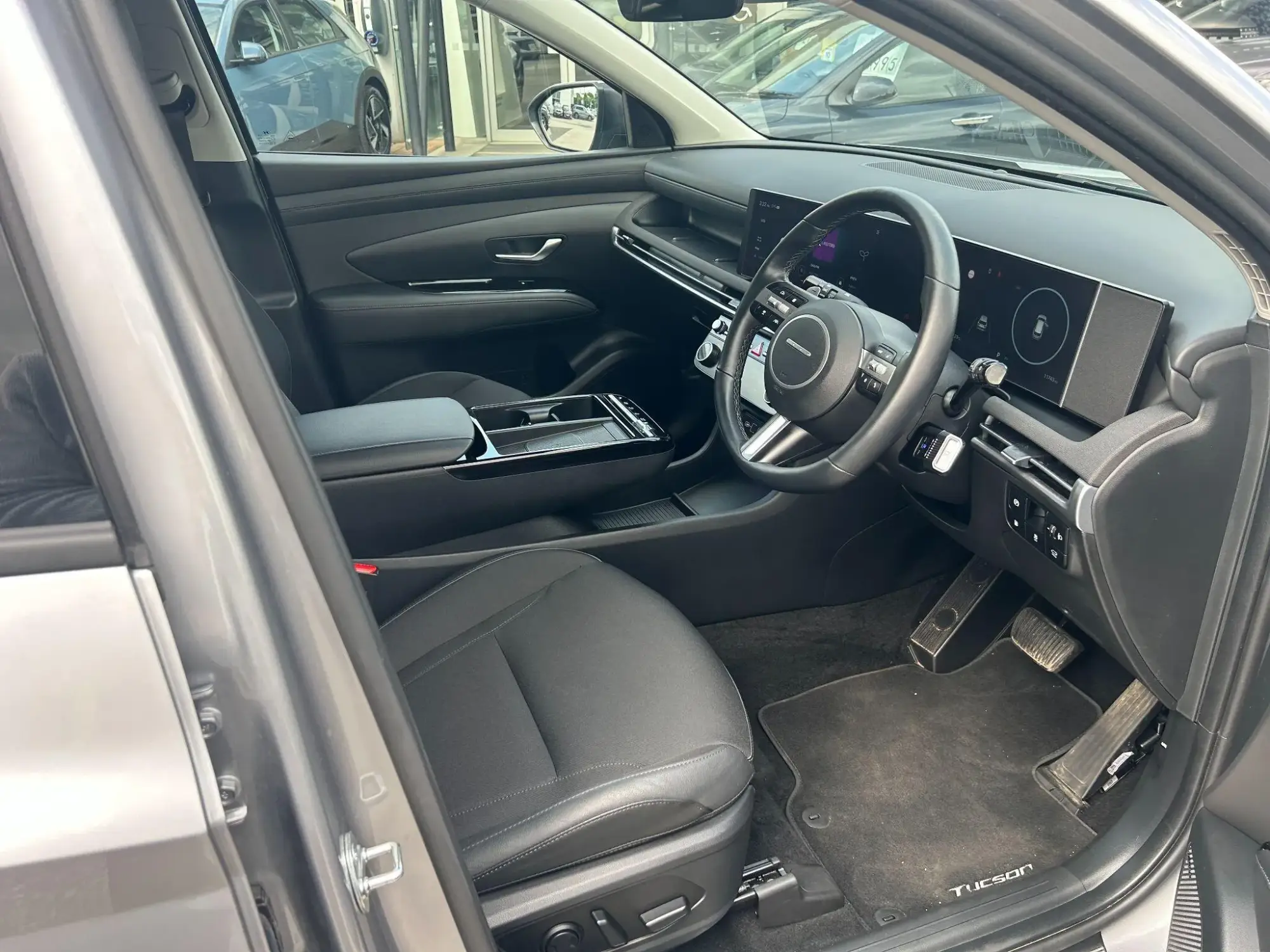 Hyundai TUCSON Image 11 Hyundai TUCSON Image 11