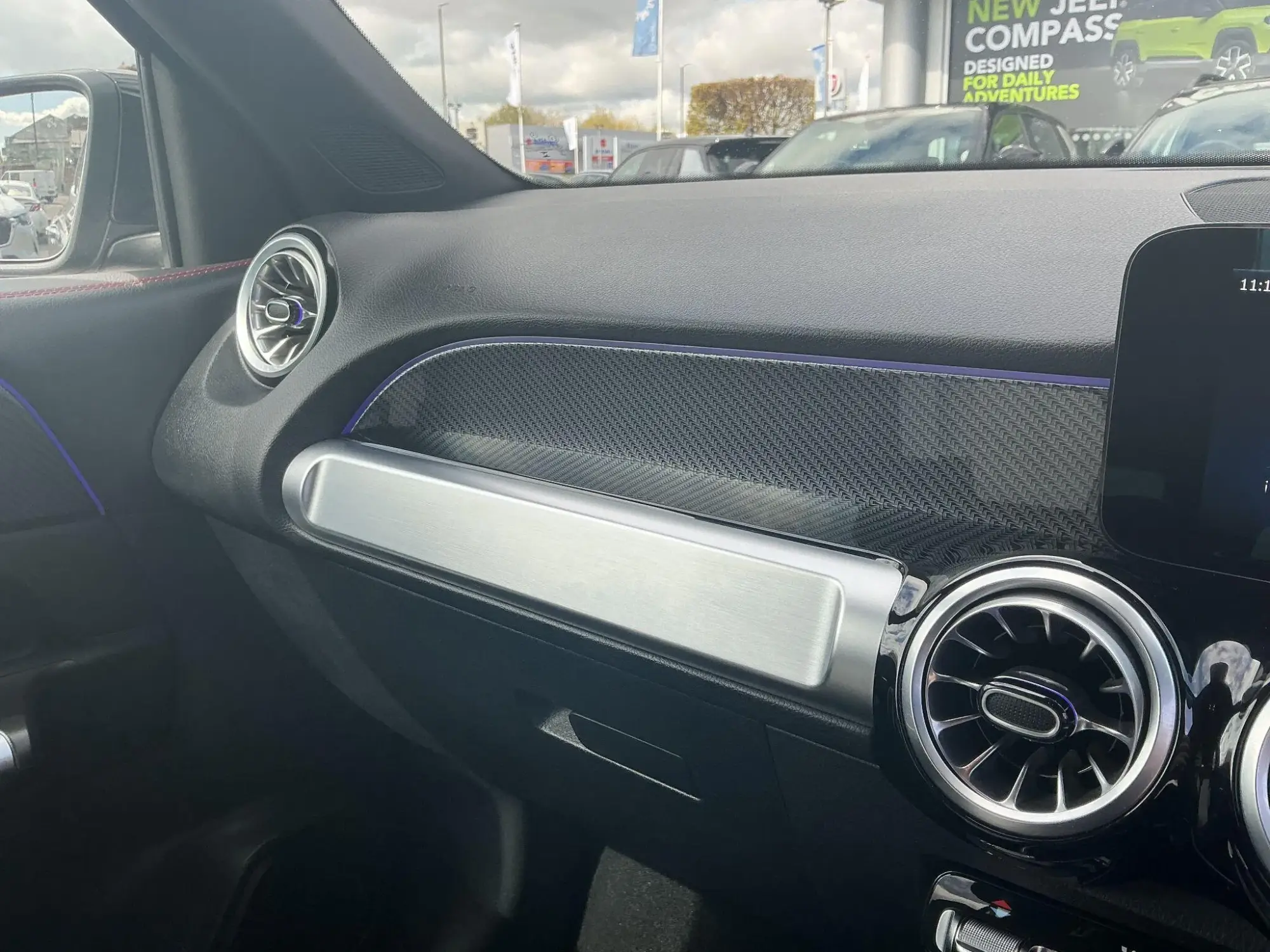 Mercedes-Benz GLB Image 17 Mercedes-Benz GLB Image 17