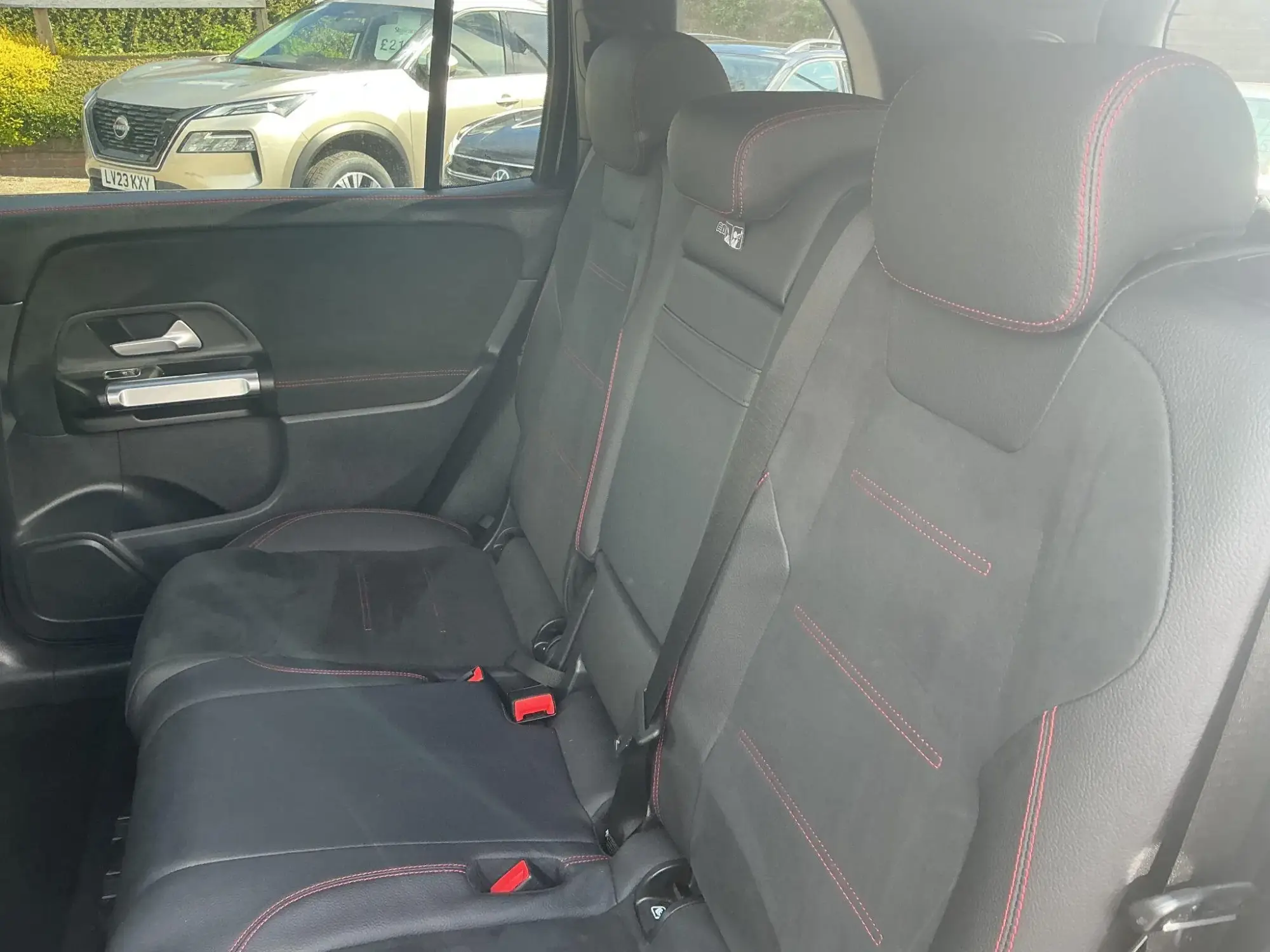 Mercedes-Benz GLB Image 19 Mercedes-Benz GLB Image 19